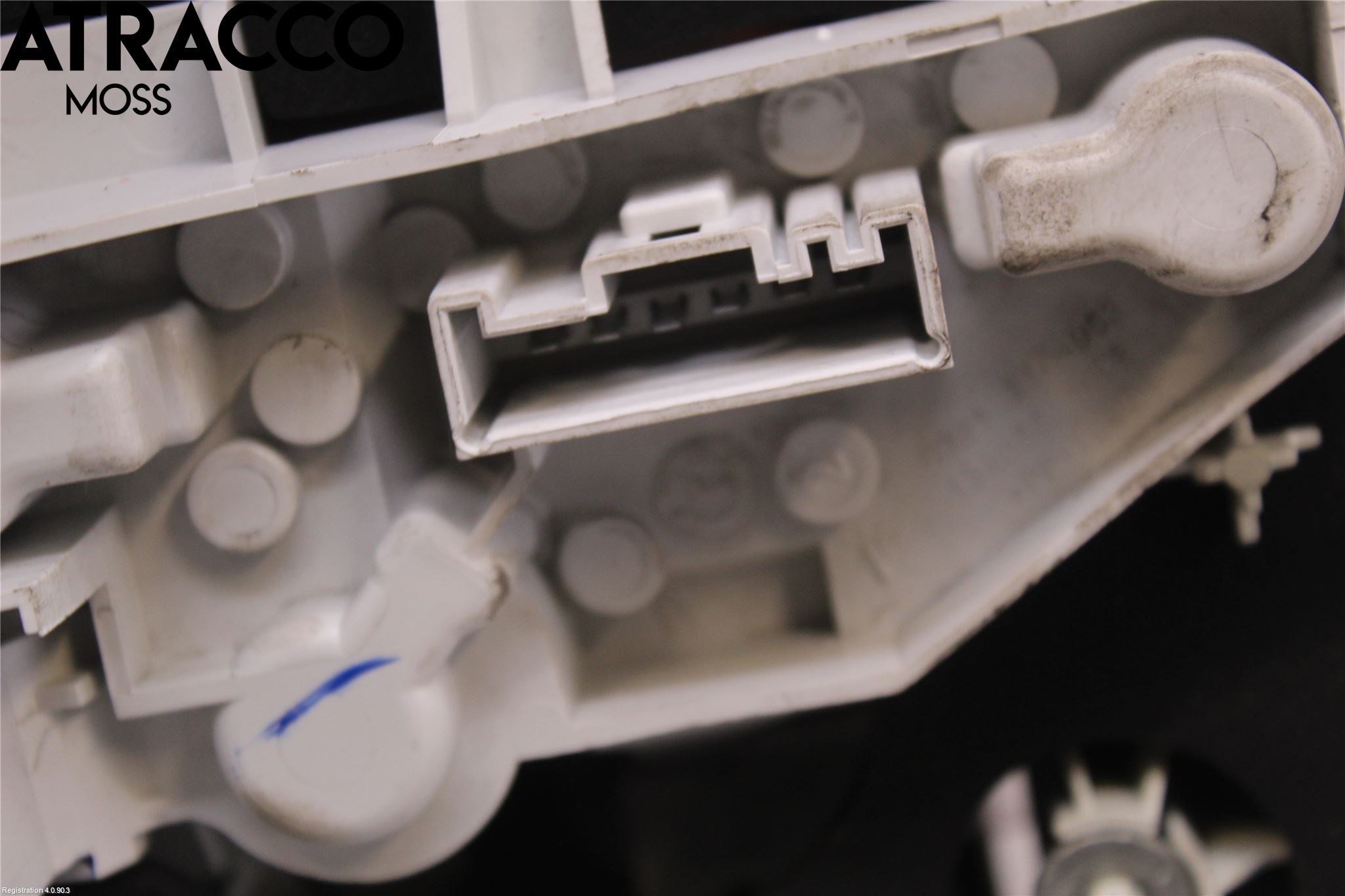 BMW 1 E87/81 5D/3D 03-11 Baklykt Venstre