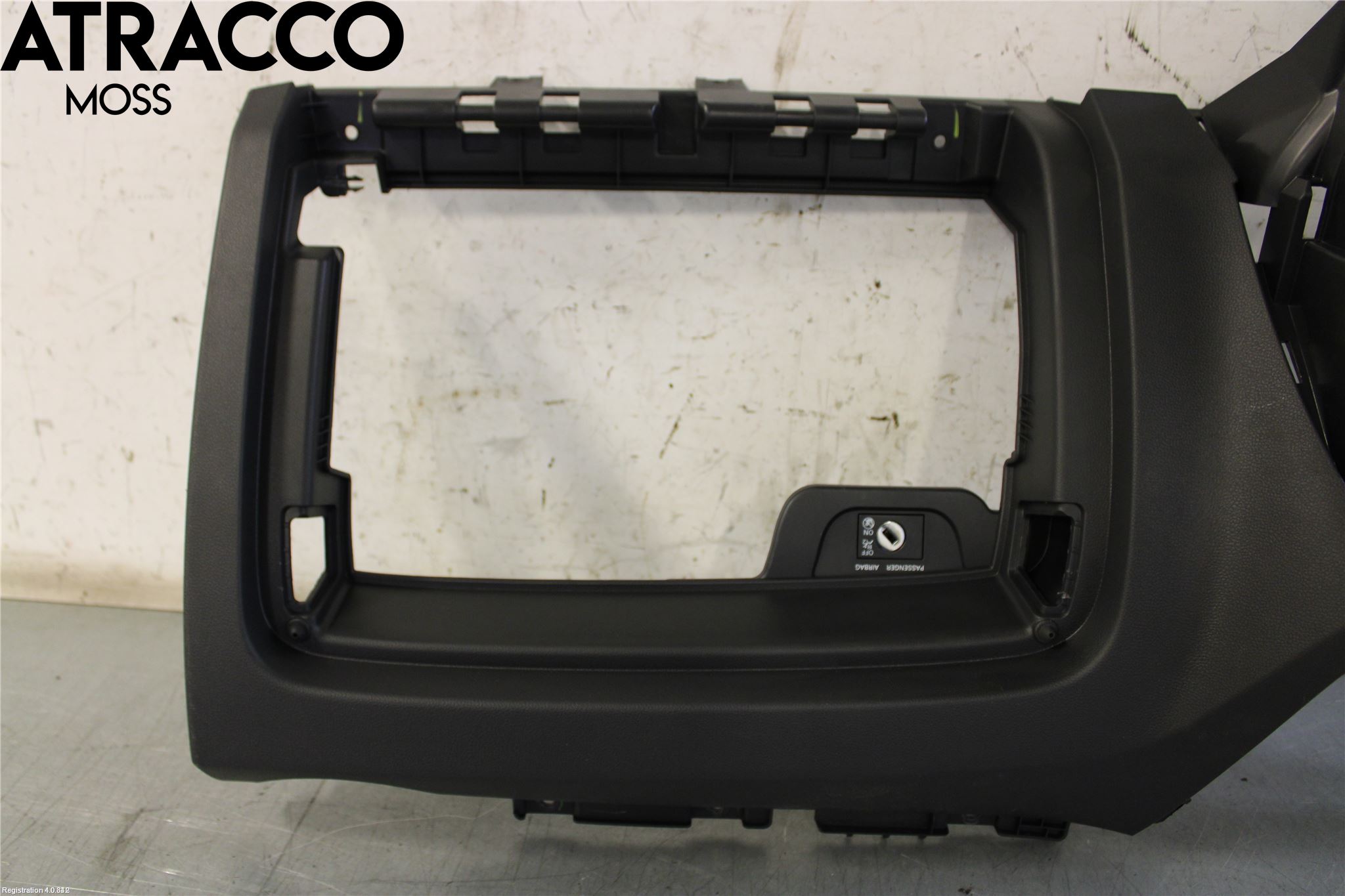 MG ZS EV 20- Innr Dashbord Sparkeplate