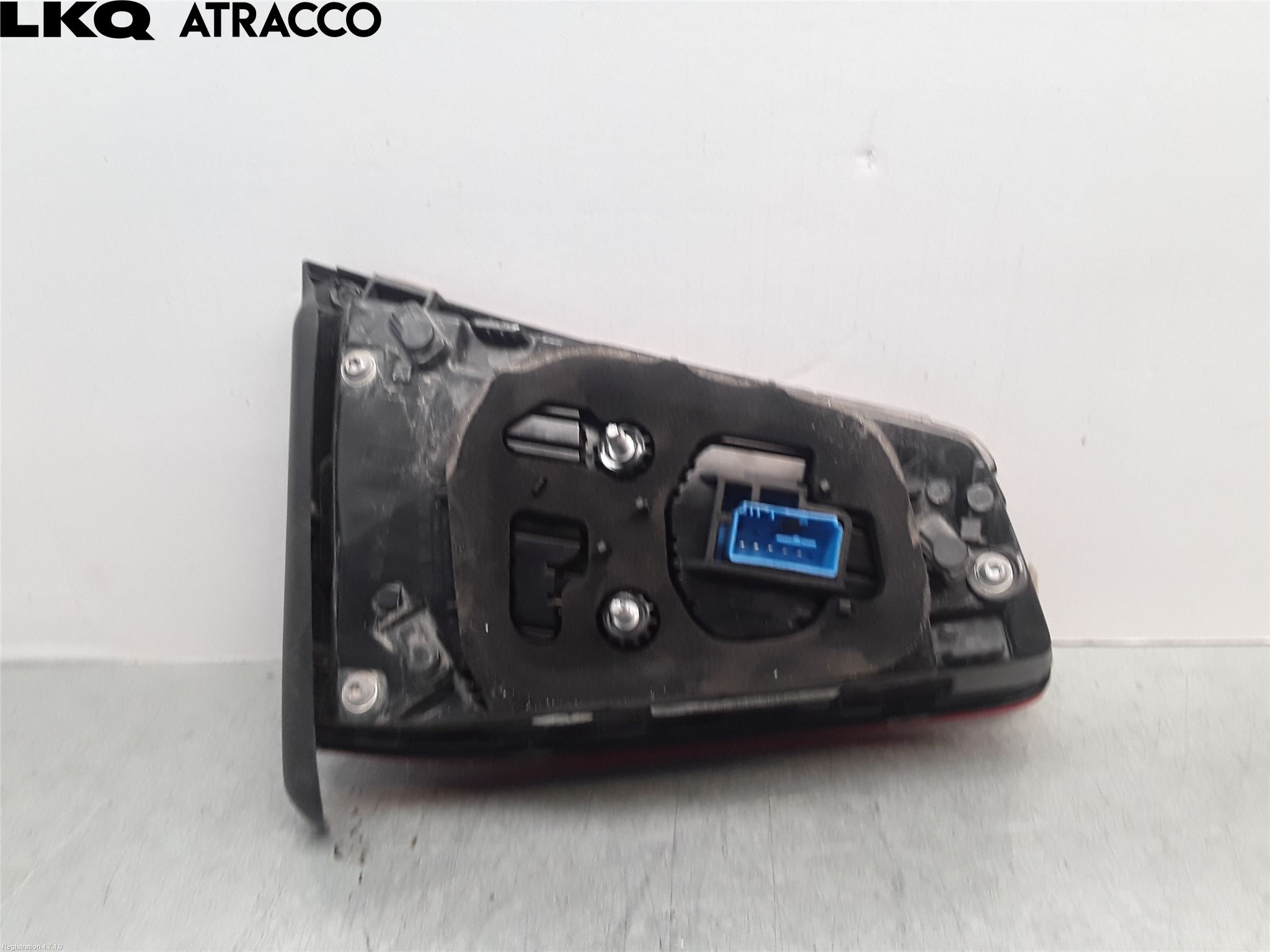 Volkswagen VW PASSAT 15-19 Baklykt Høyre  På Luke(Indre)