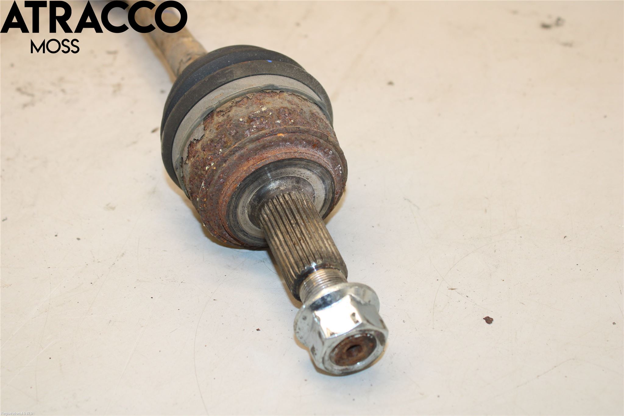 Nissan QASHQAI 14-17 Drivaksel Foran Kompl Venstre