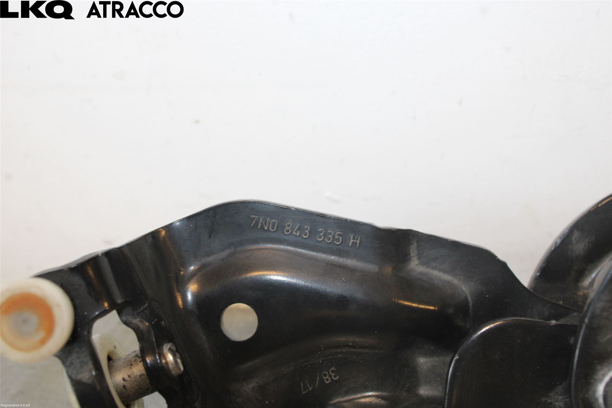 Ford TRANSIT CONNECT 03-08 Bakluke Hengsel Venstre