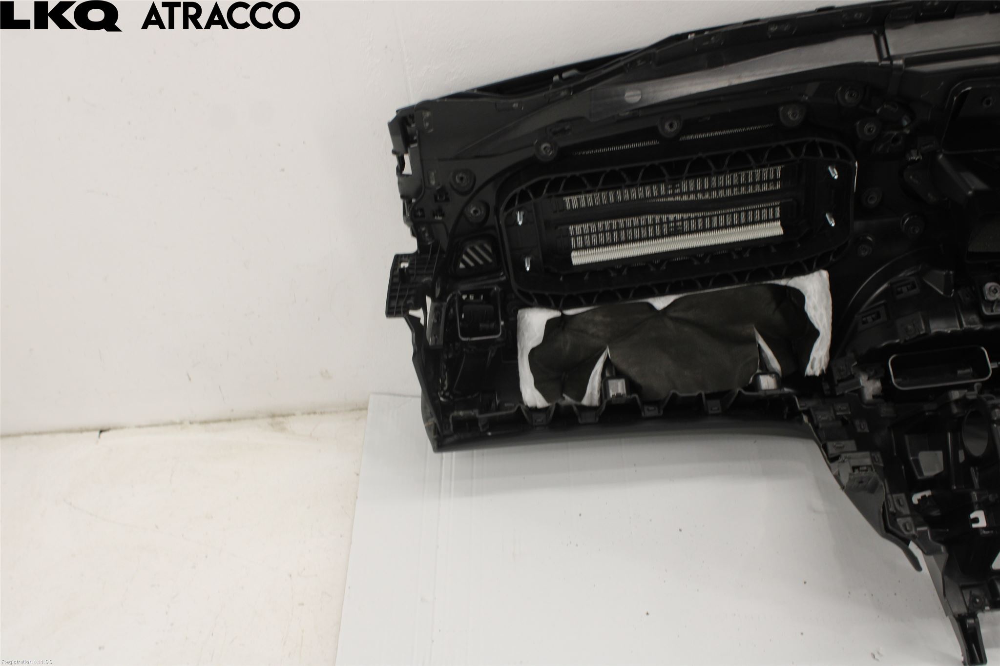 Mercedes-Benz MB EQC (N293) 20- Dashbord