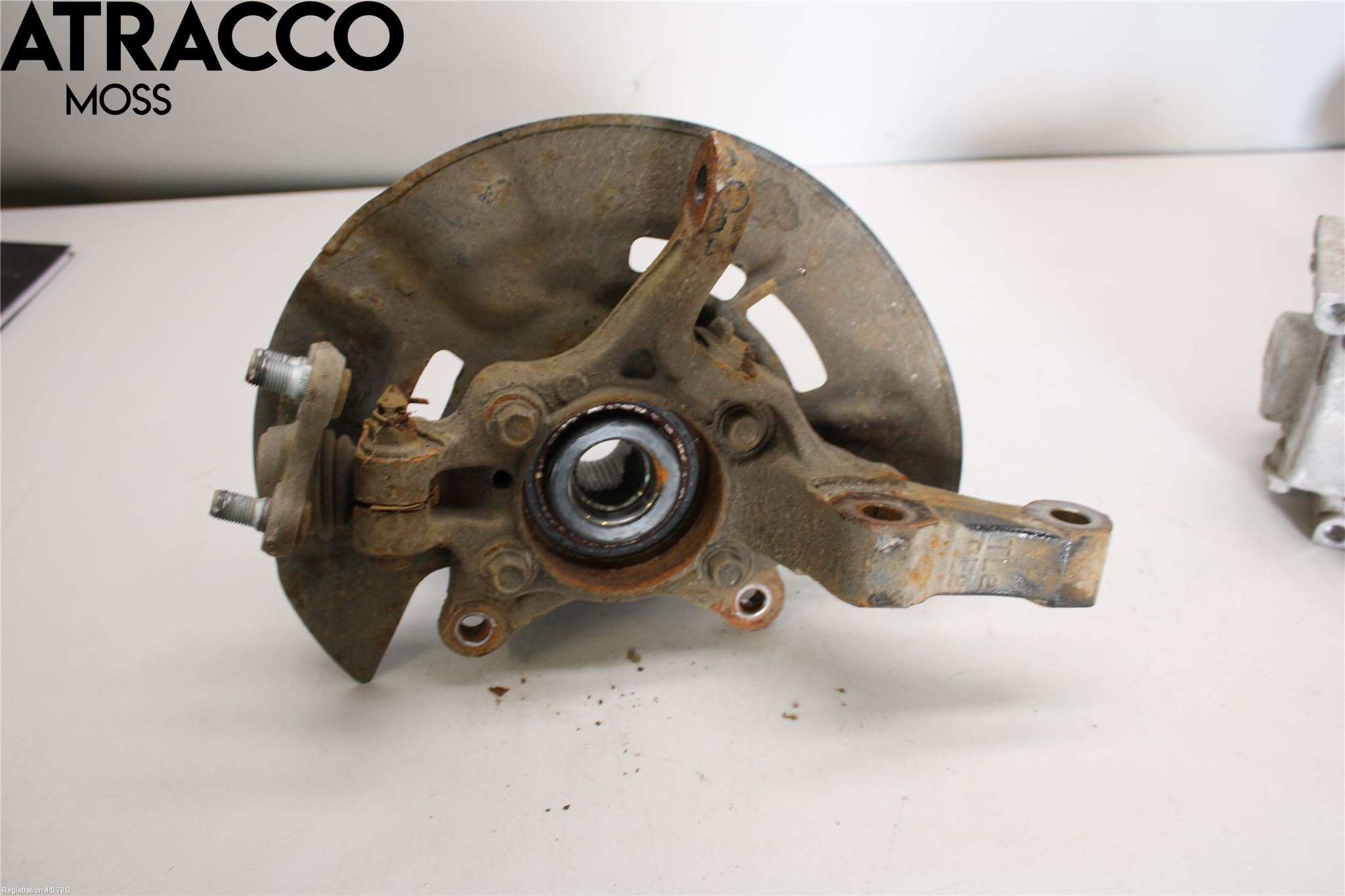 Kia SPORTAGE (QL) 16-21 Spindel Vf