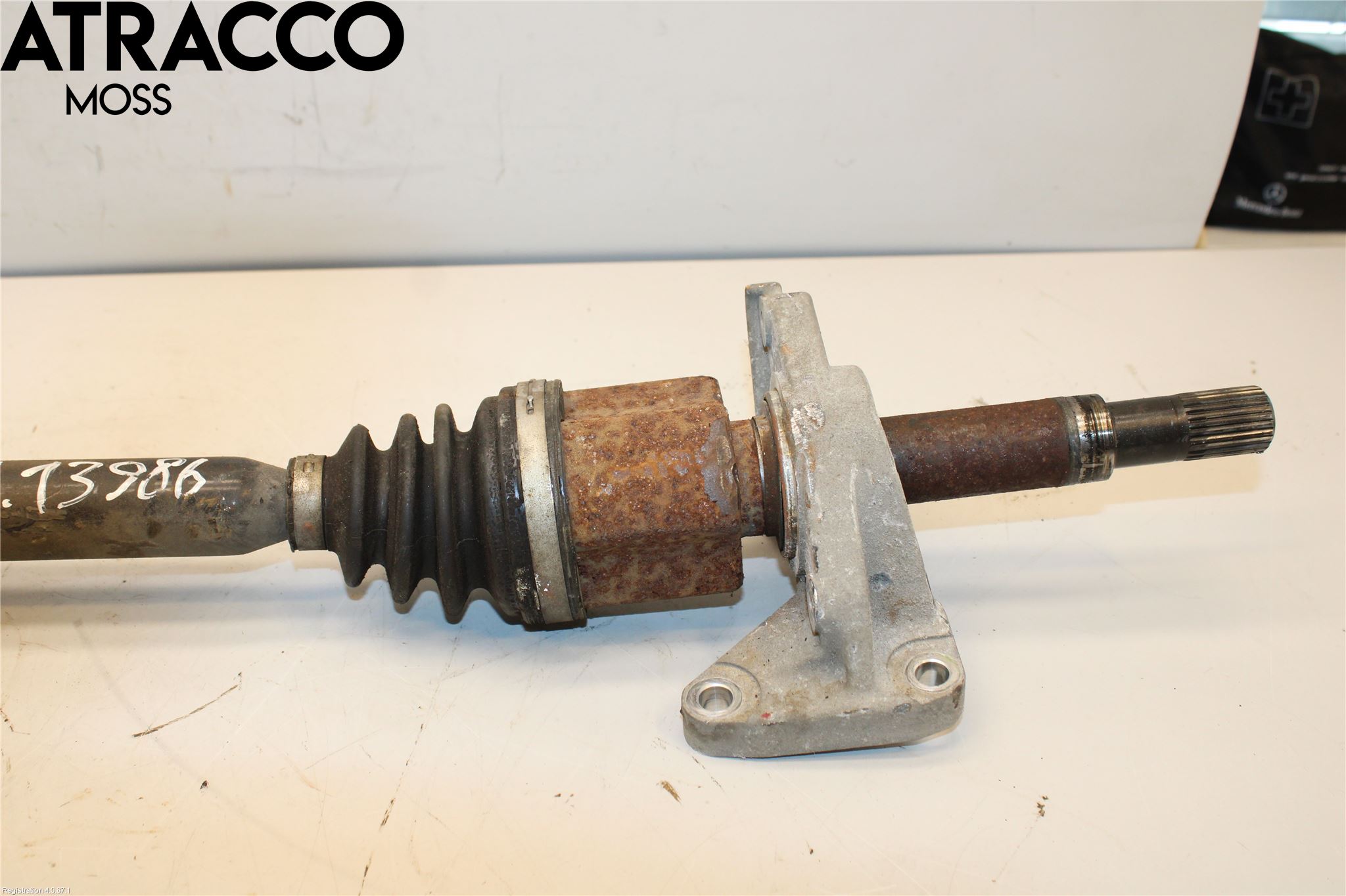 Nissan LEAF 11-17 Drivaksel Foran Kompl Høyre