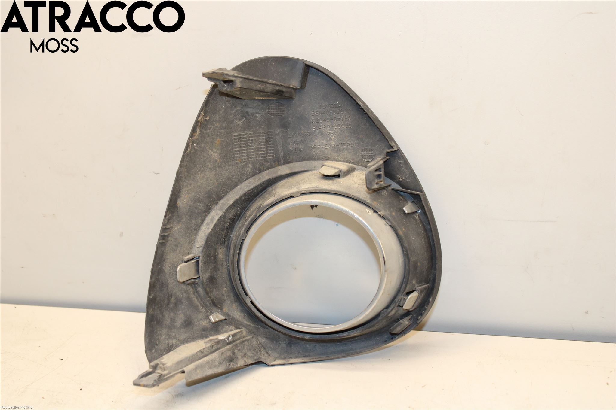 Toyota AVENSIS 09-15 Frontlykt Kurve-Tåkelys Ramme