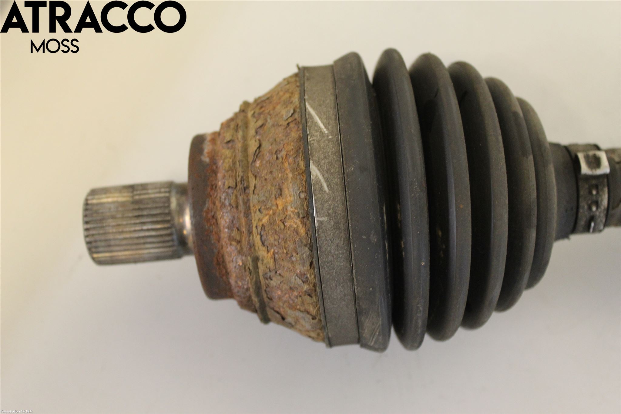 Skoda YETI Drivaksel Foran Kompl Høyre