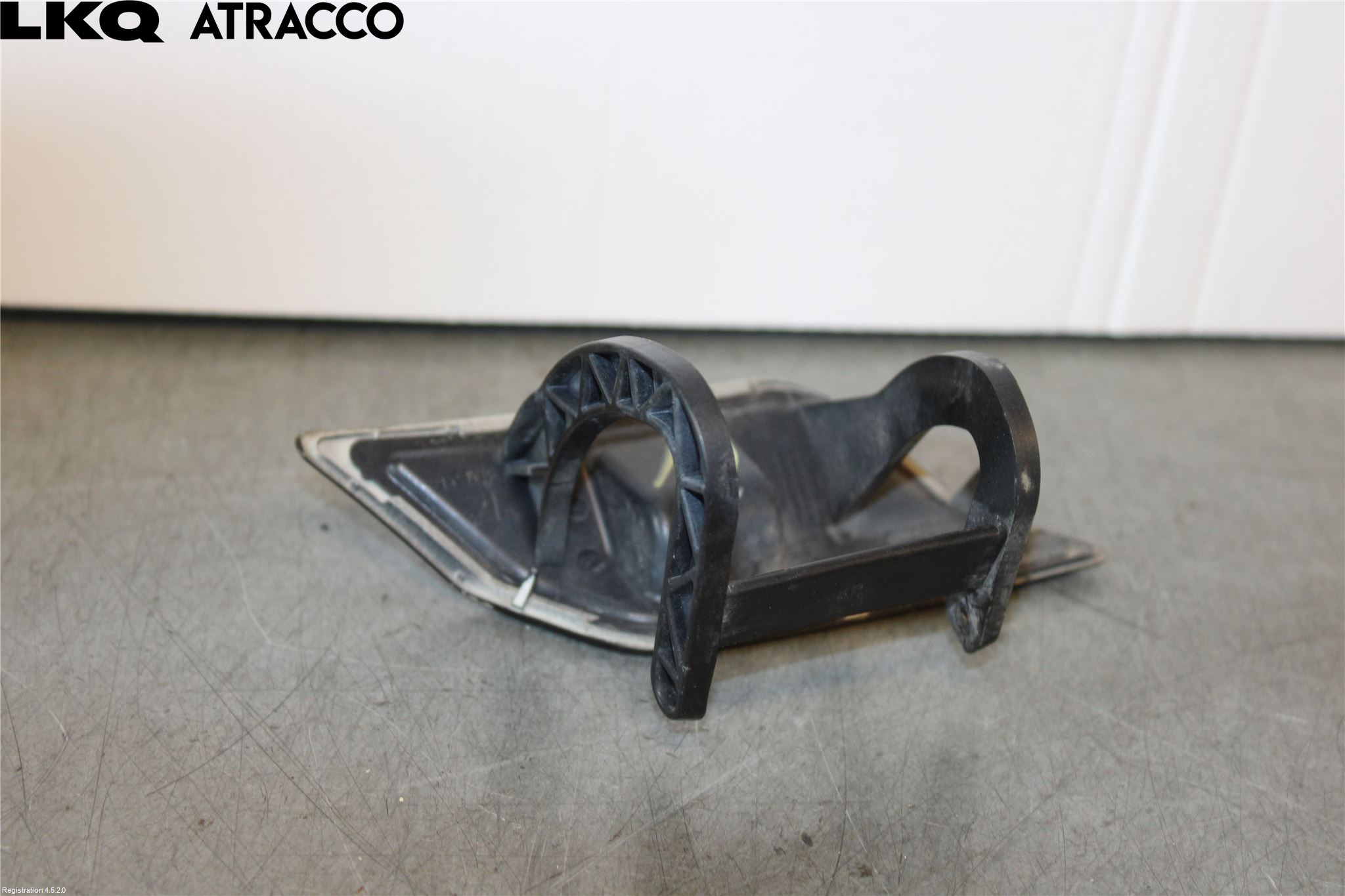Mercedes-Benz MB C-KLASS (W204) 07-15 Spylerdyse Frontlykter