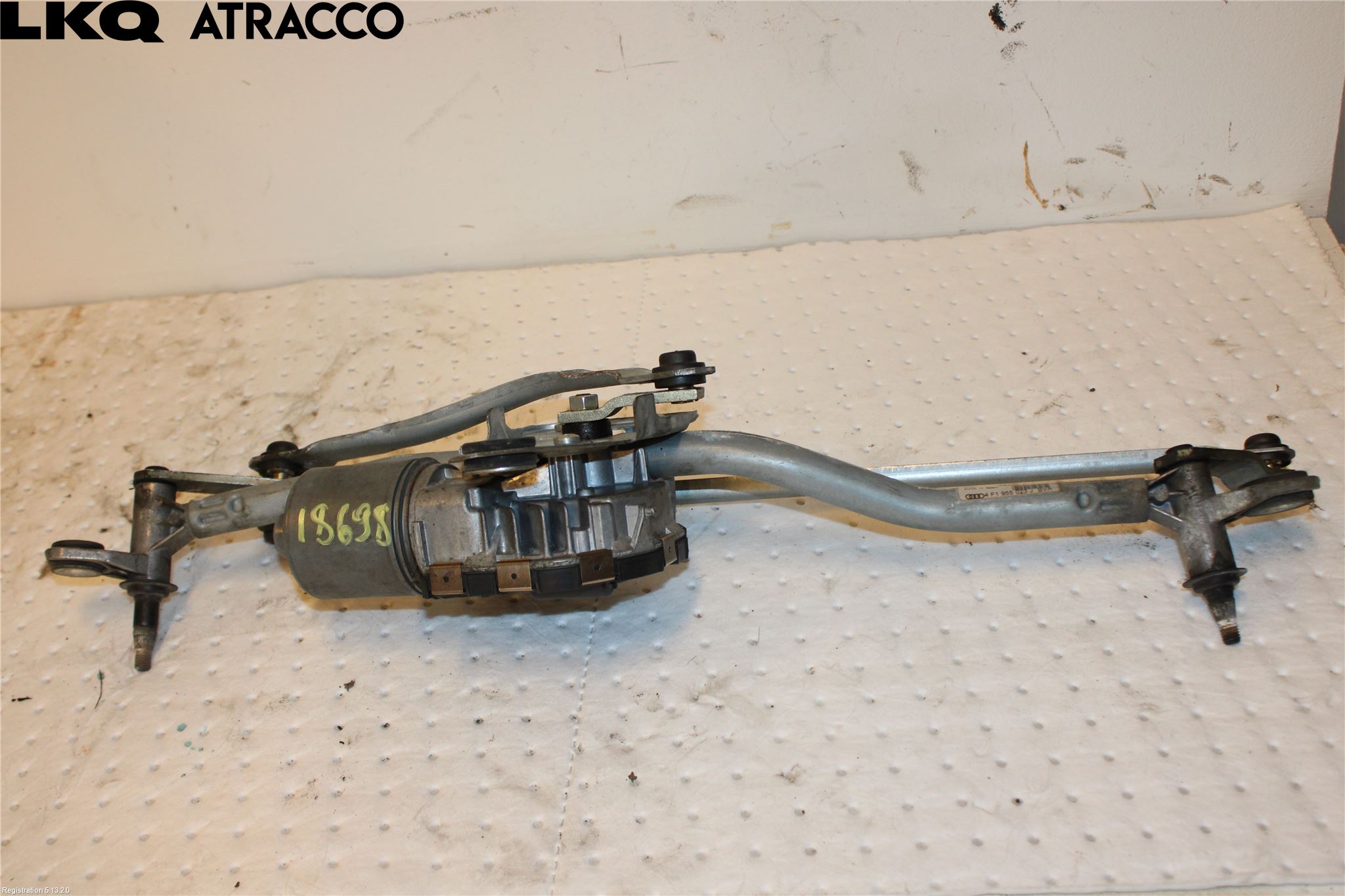 Audi A6/S6     05-11 Viskermotor Frontrute