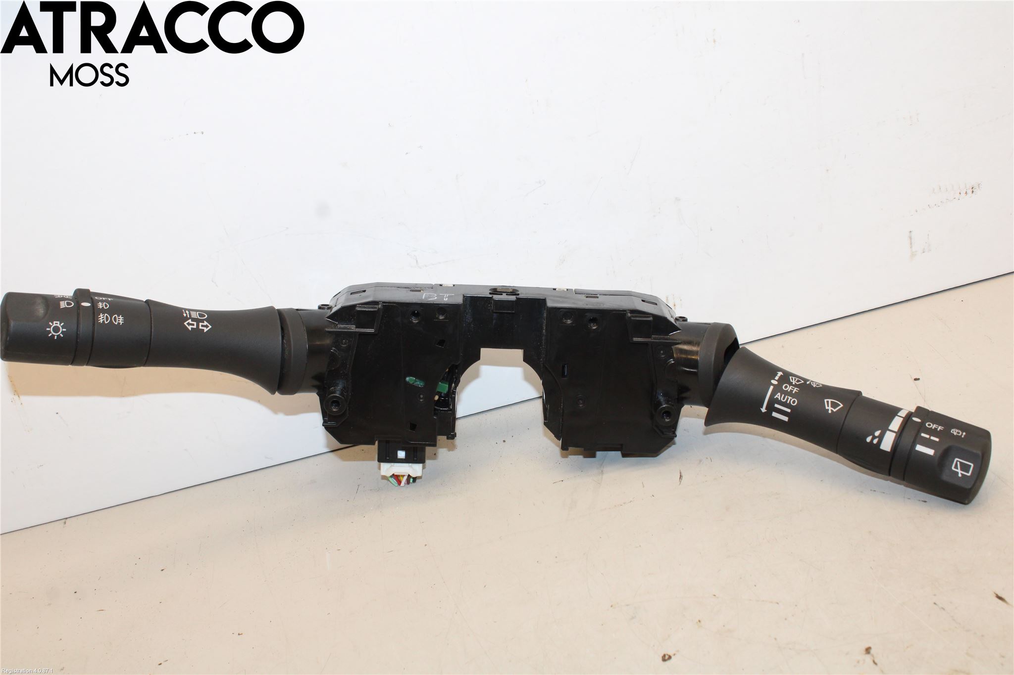 Nissan LEAF 18- Bryter Ratt Kombi H Og V