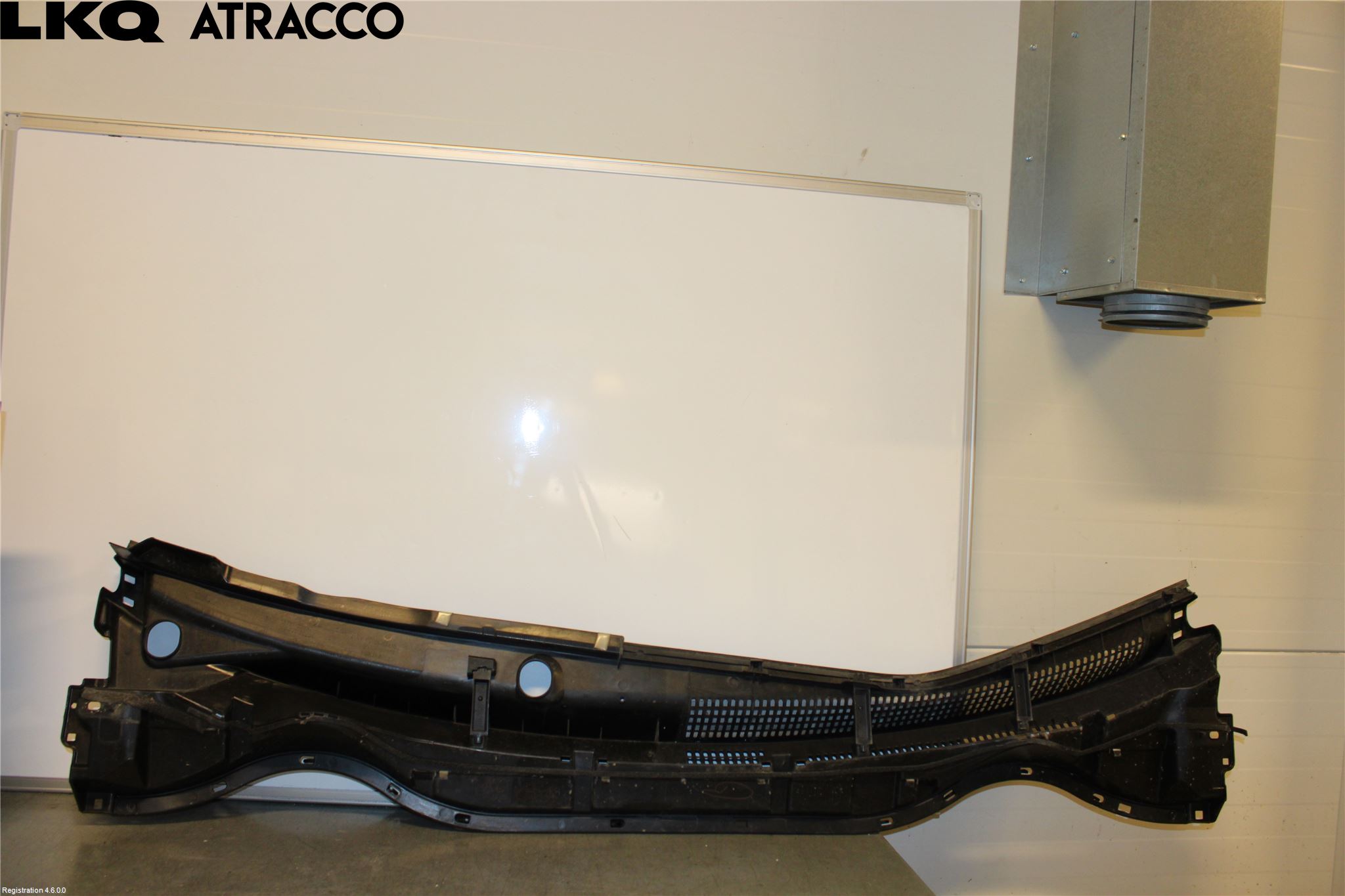 Toyota AURIS 13-19 Visker Deksel-Grill-Under Frr
