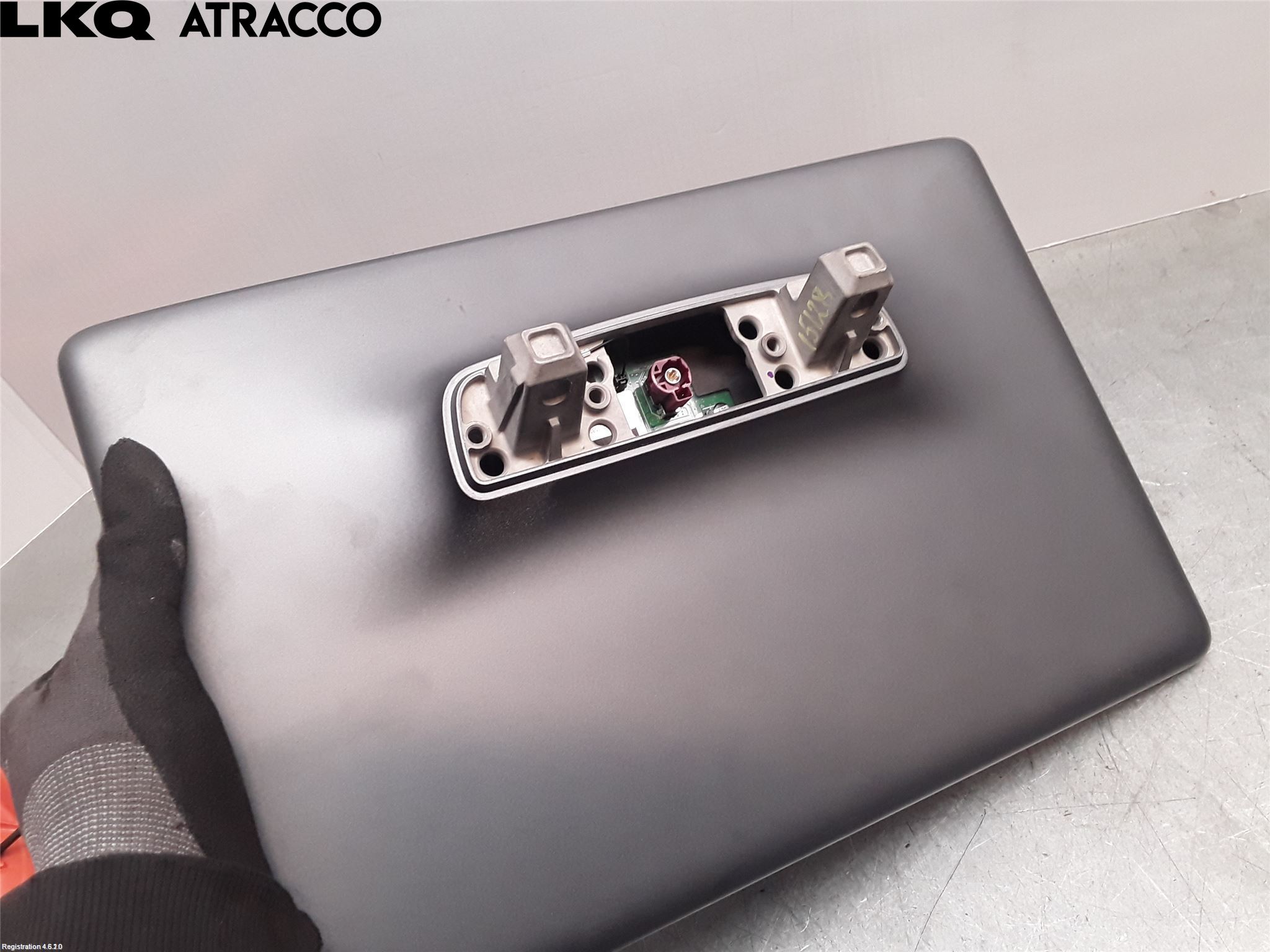 Tesla MODEL 3 17- Multifunktionsdisplay