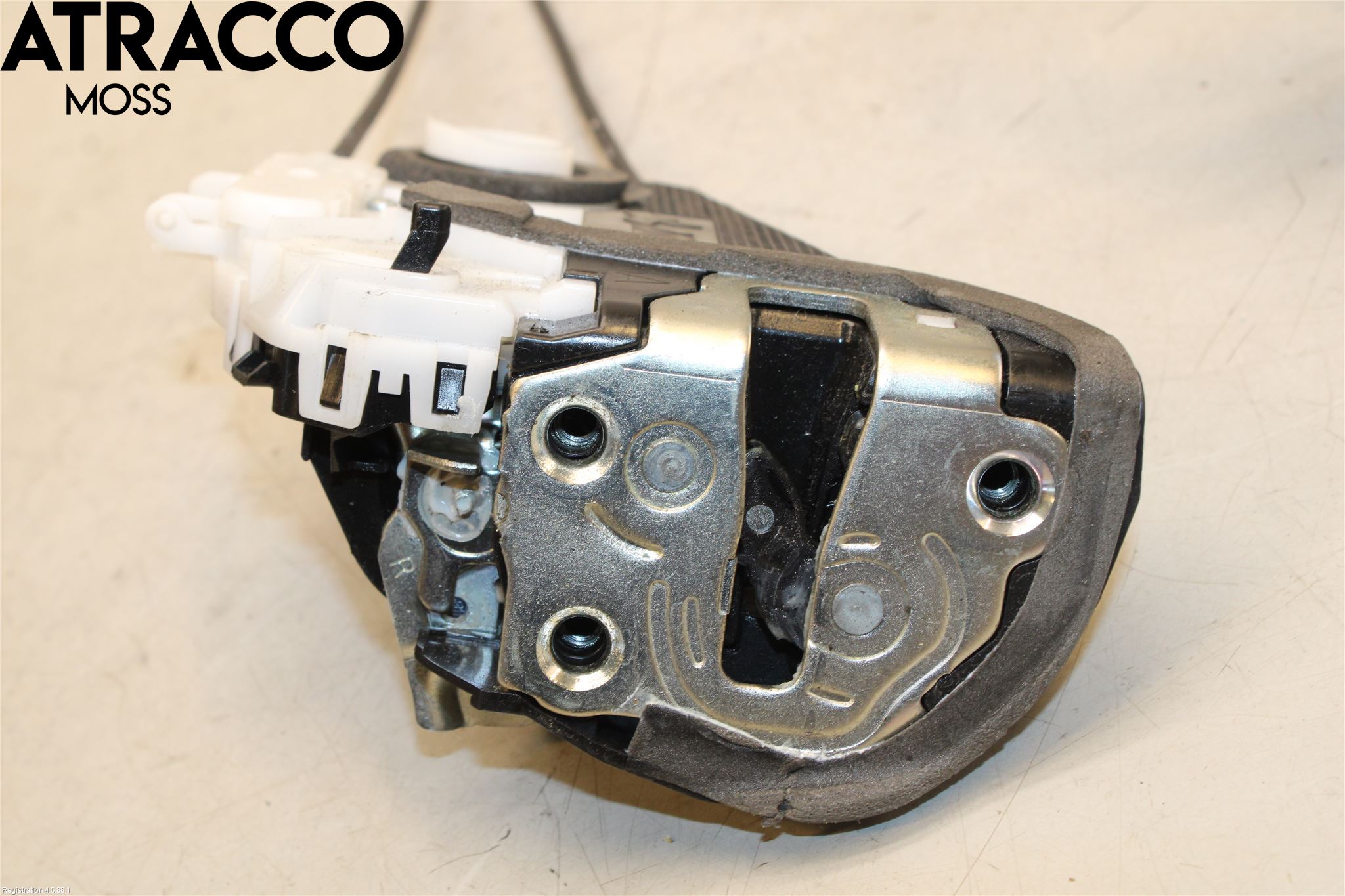 Toyota YARIS XP130 15-20 Dørlås - Låsekasse