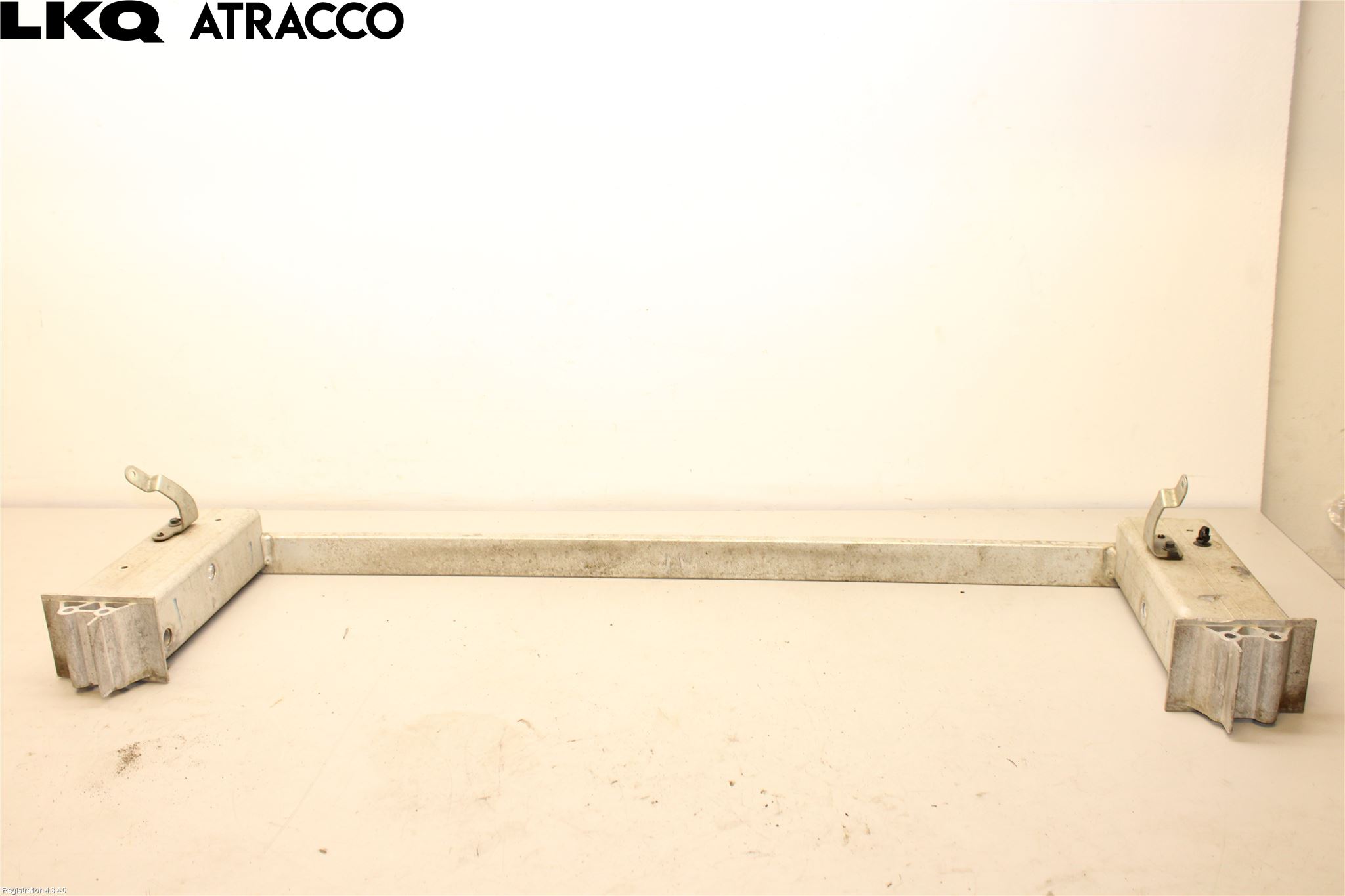 Volvo XC90/RECHARGE 16- Støtfanger Foran Bjelke