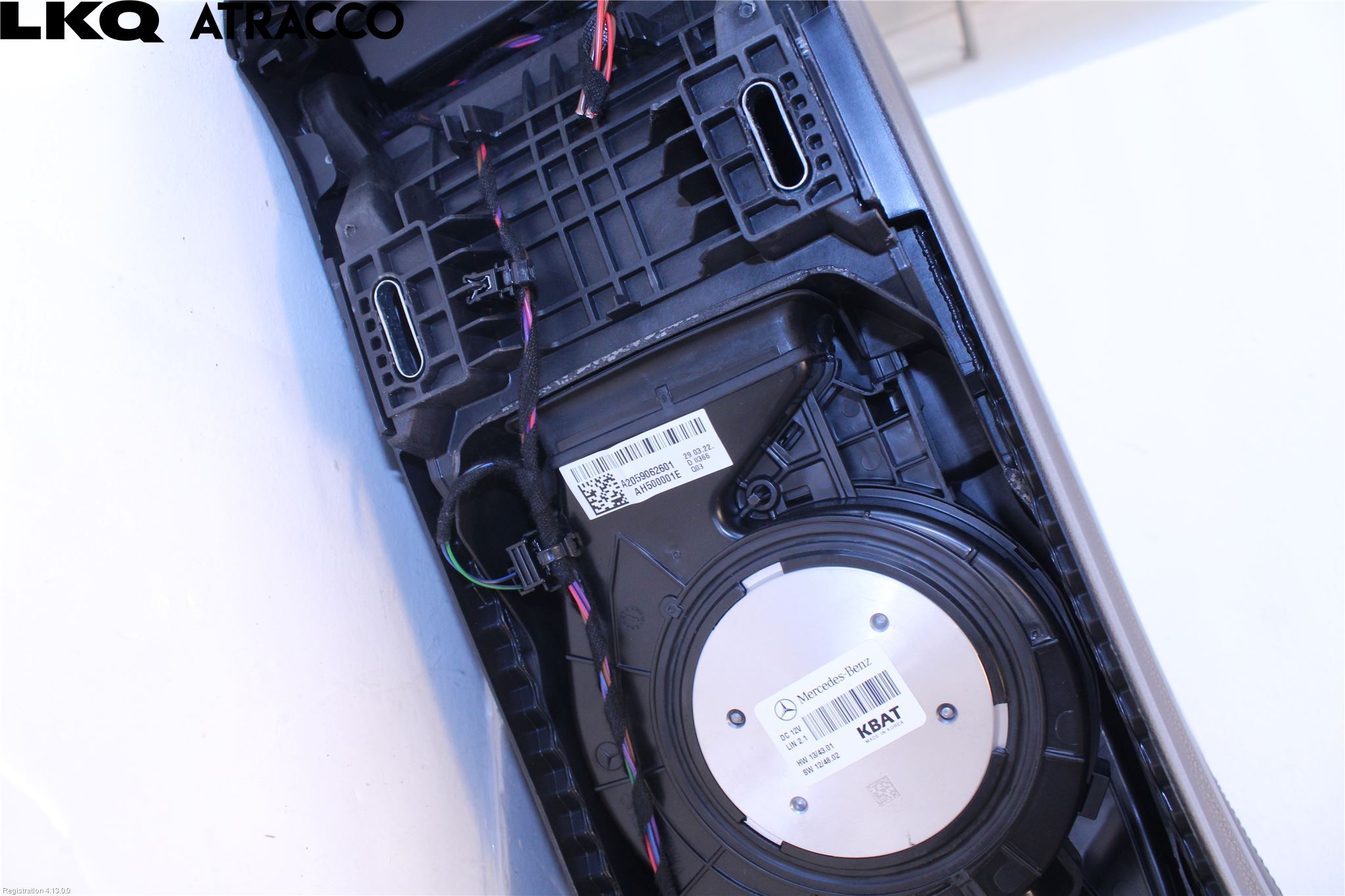 Mercedes-Benz MB EQC (N293) 20- Innr Armlene