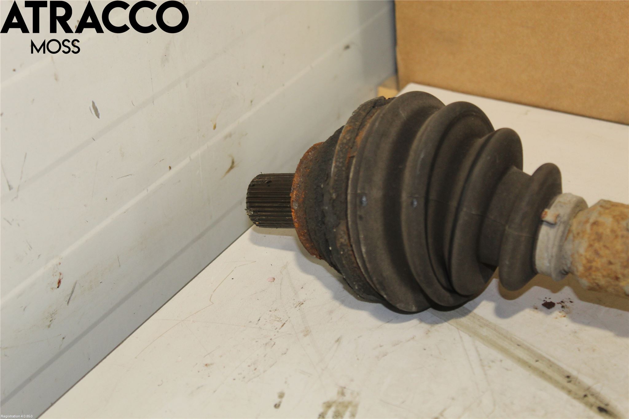 Volkswagen VW GOLF PLUS/CROSS GOLF 04-14 Drivaksel Foran Kompl Høyre