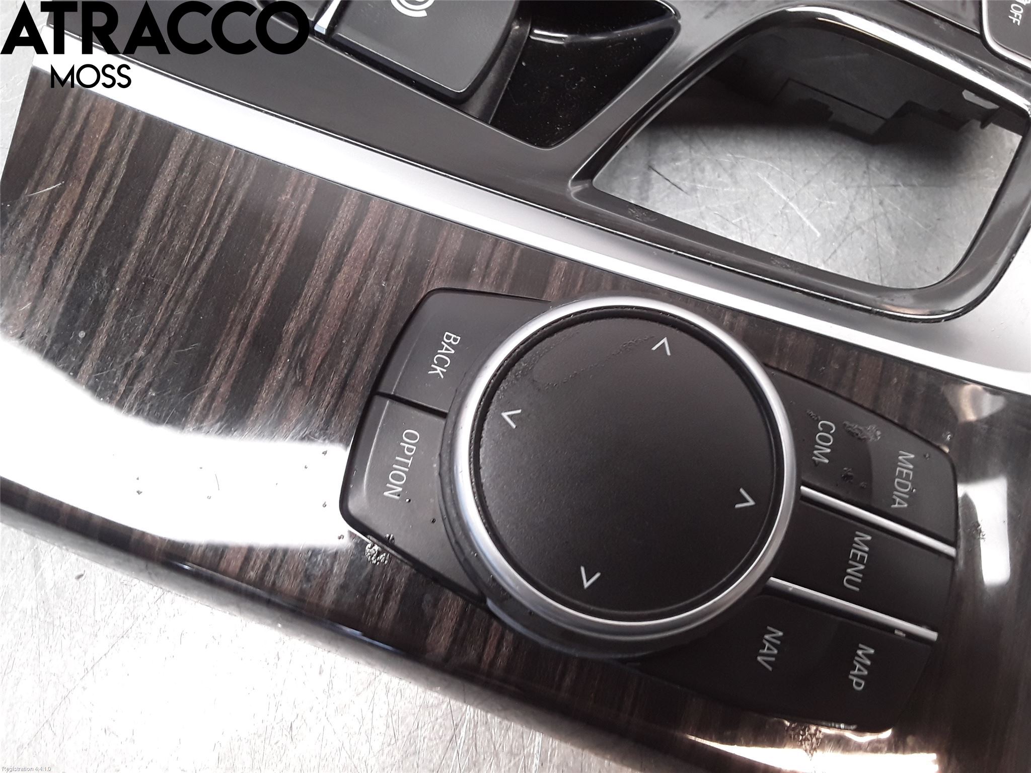 BMW 5 G30/G31/F90 17-23 Innr Konsoll-Lomme