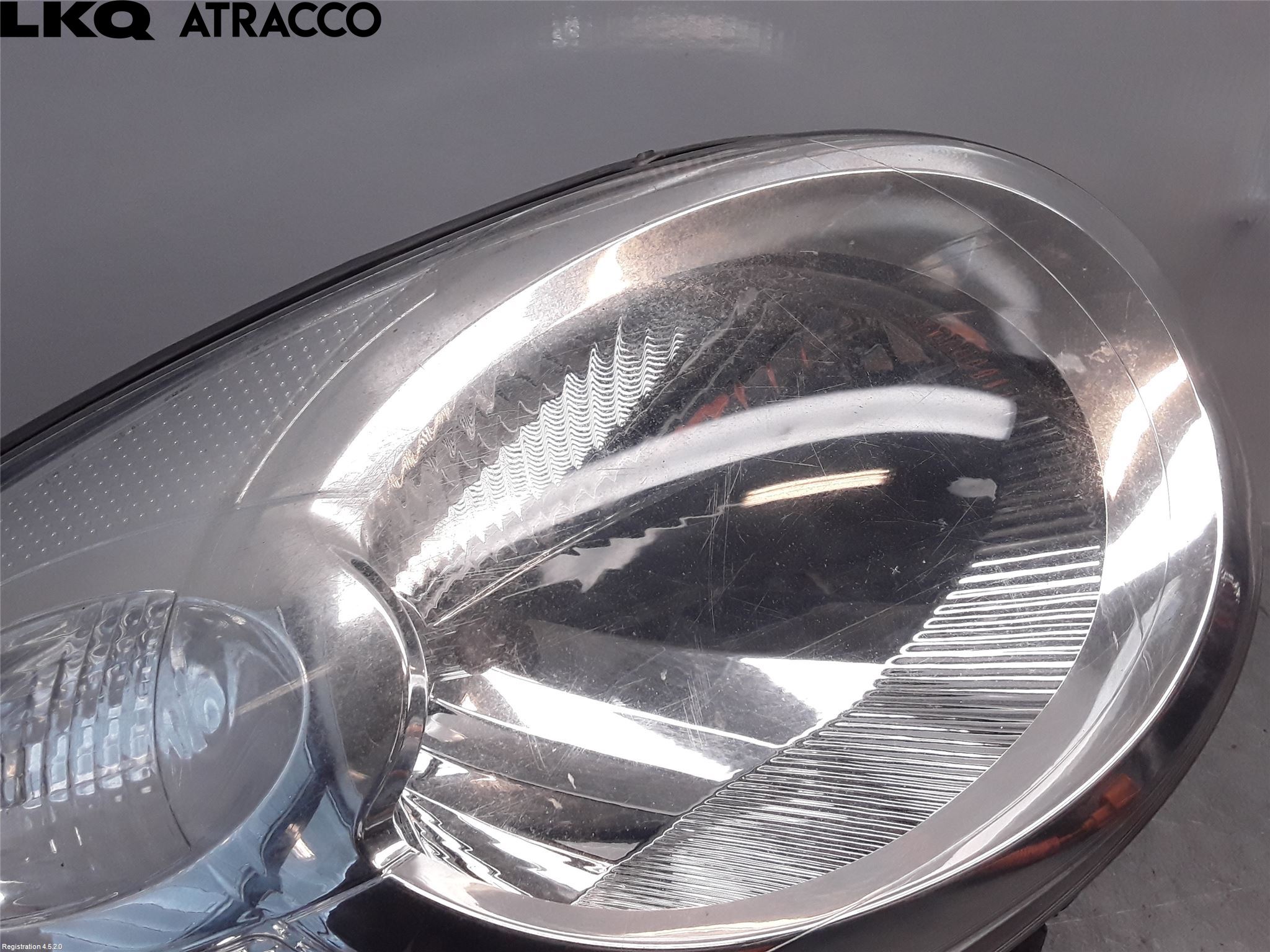 Citroen C1 06-13 Frontlykt Høyre