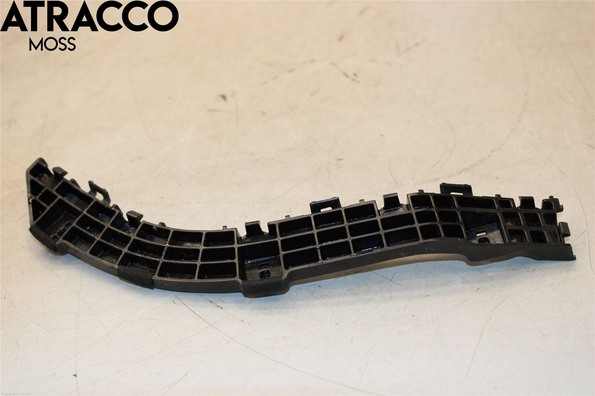 Suzuki VITARA 15- Støtfangerfeste Bak Venstre