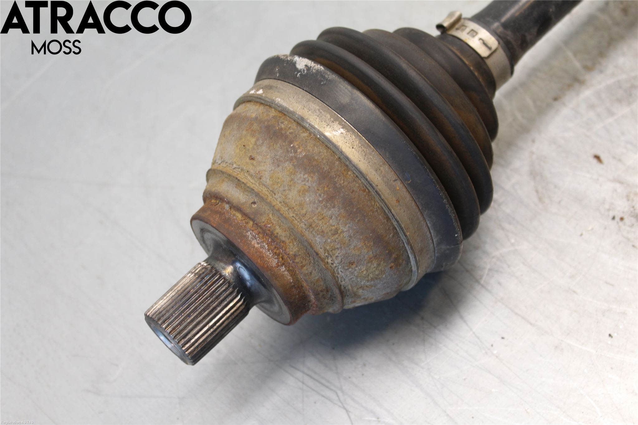 Volkswagen VW CADDY 16-20 Drivaksel Foran Kompl Høyre