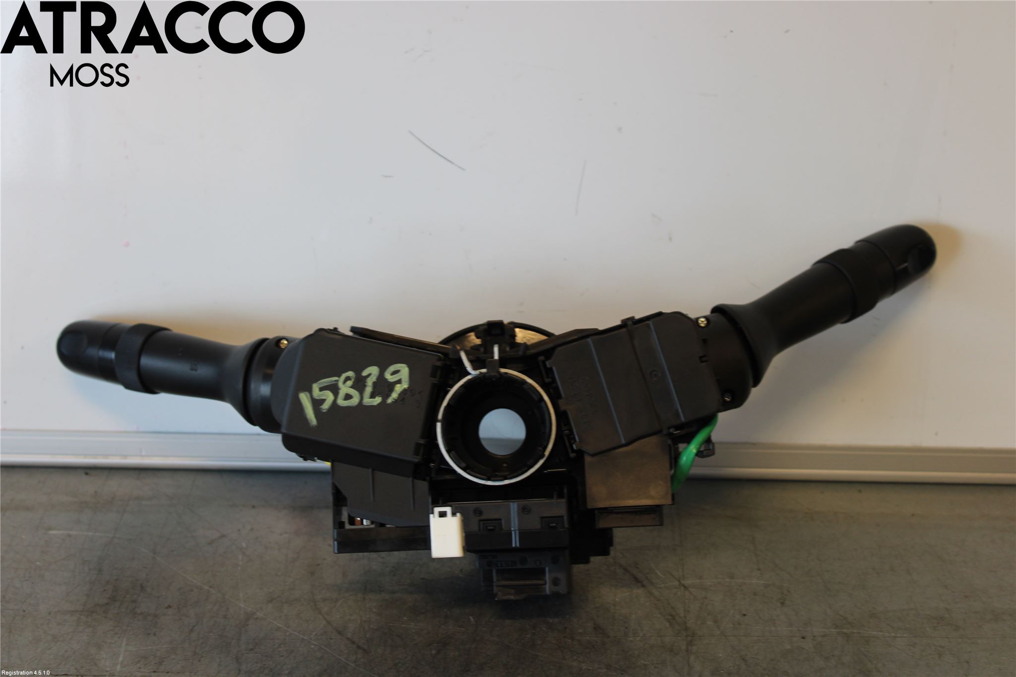 Toyota YARIS XP130 15-20 Bryter Ratt Kombi H Og V