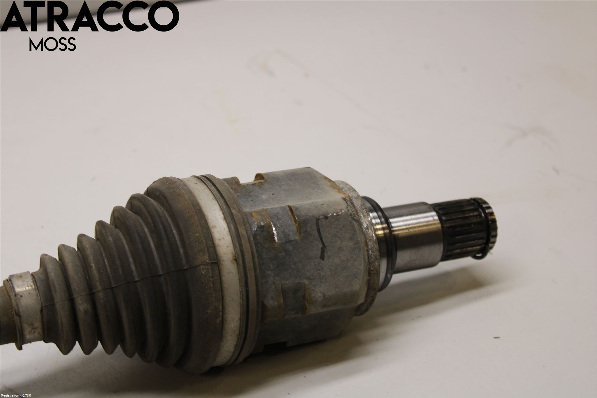 Toyota PRIUS+ ZVW40 12-20 Drivaksel Foran Kompl Venstre