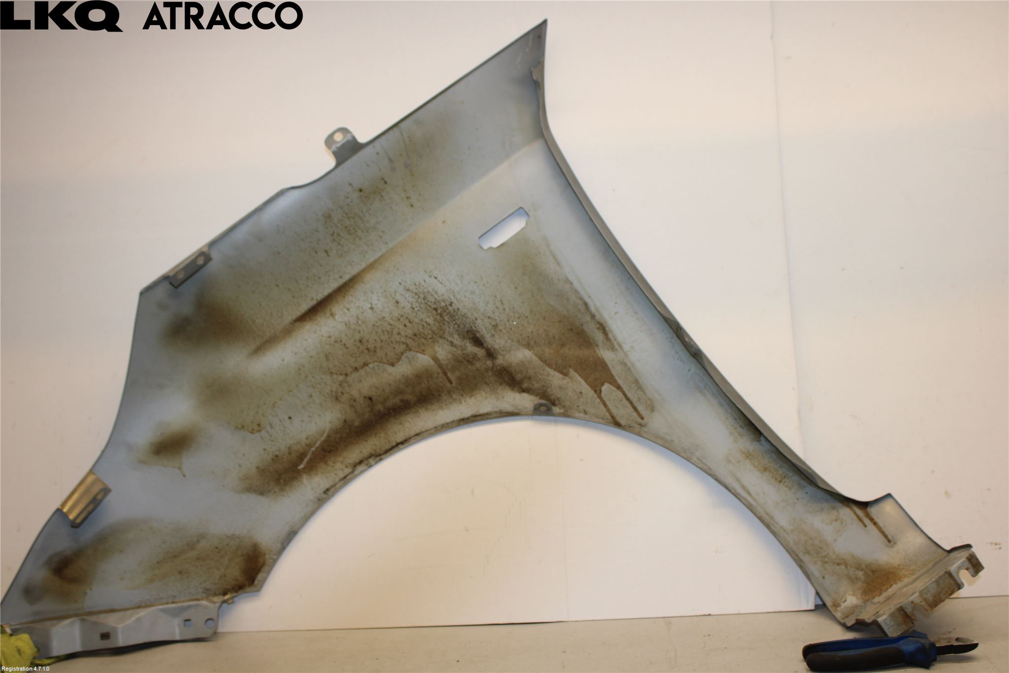 Kia CARENS III 13-19 Skjerm Foran Høyre