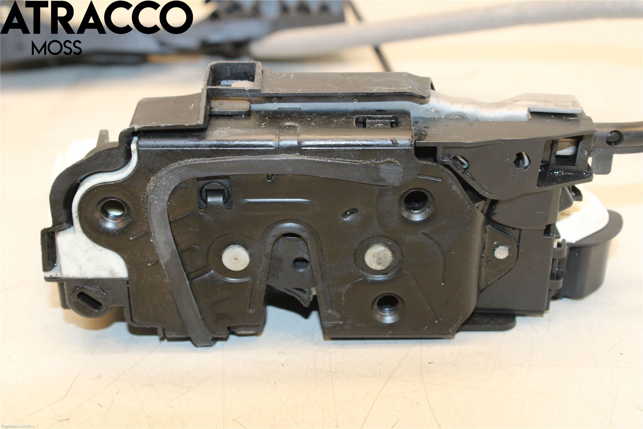 Volkswagen VW POLO 10-17 Dørlås - Låsekasse