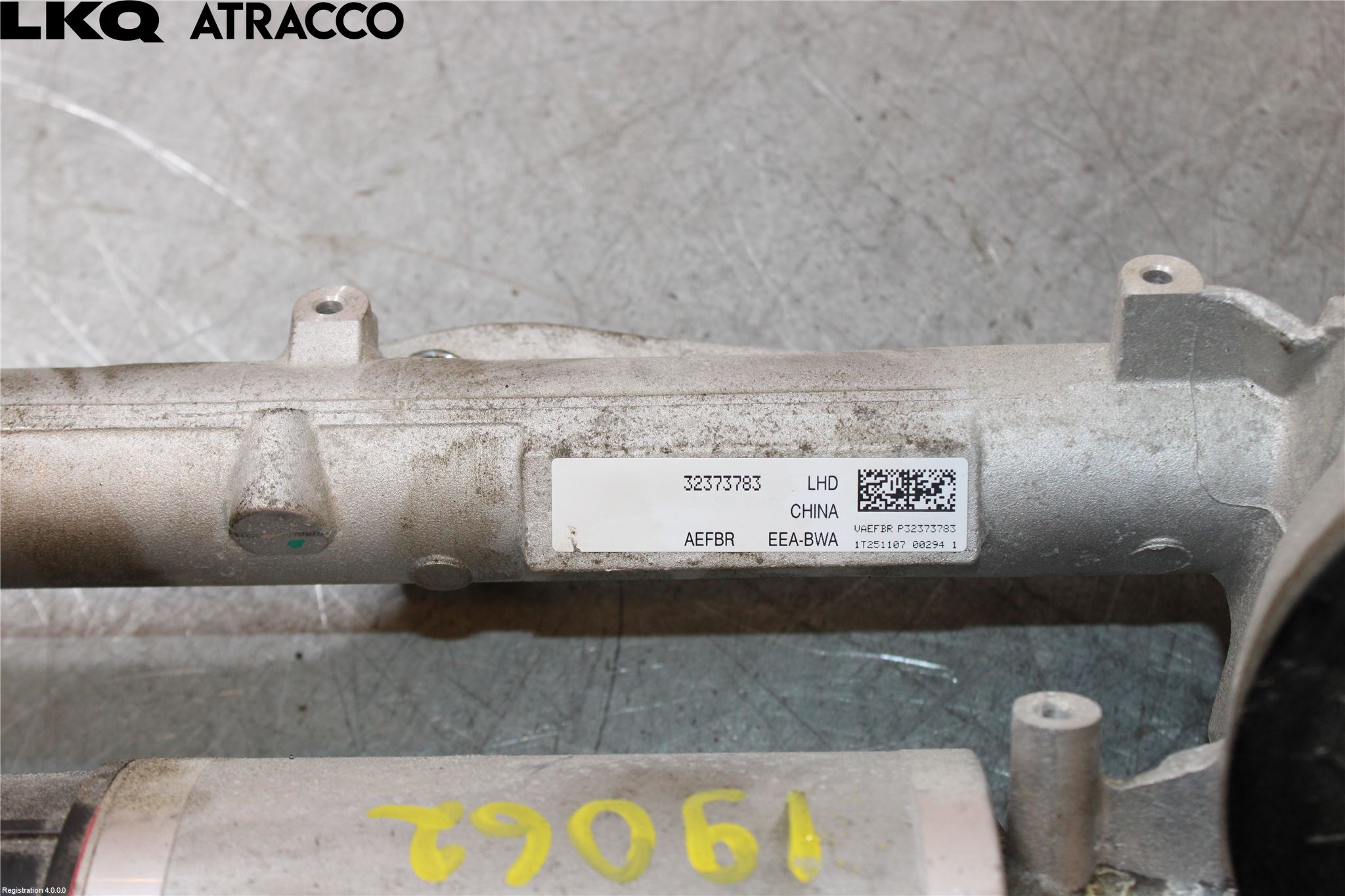 Volvo EX40 25- Servo Snekke - Tannstang