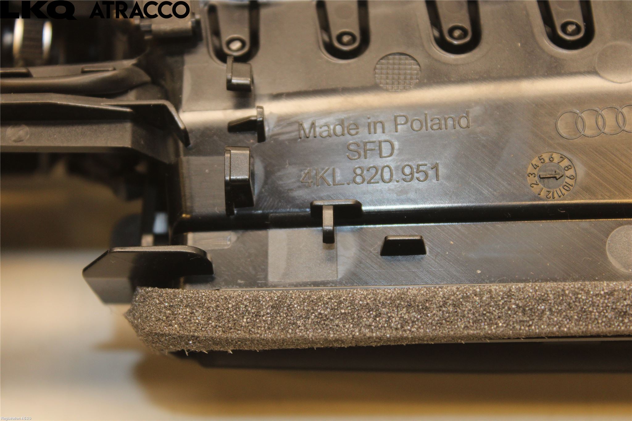 Audi E-TRON, S GE 19- Dashbord Kanal - Dyse