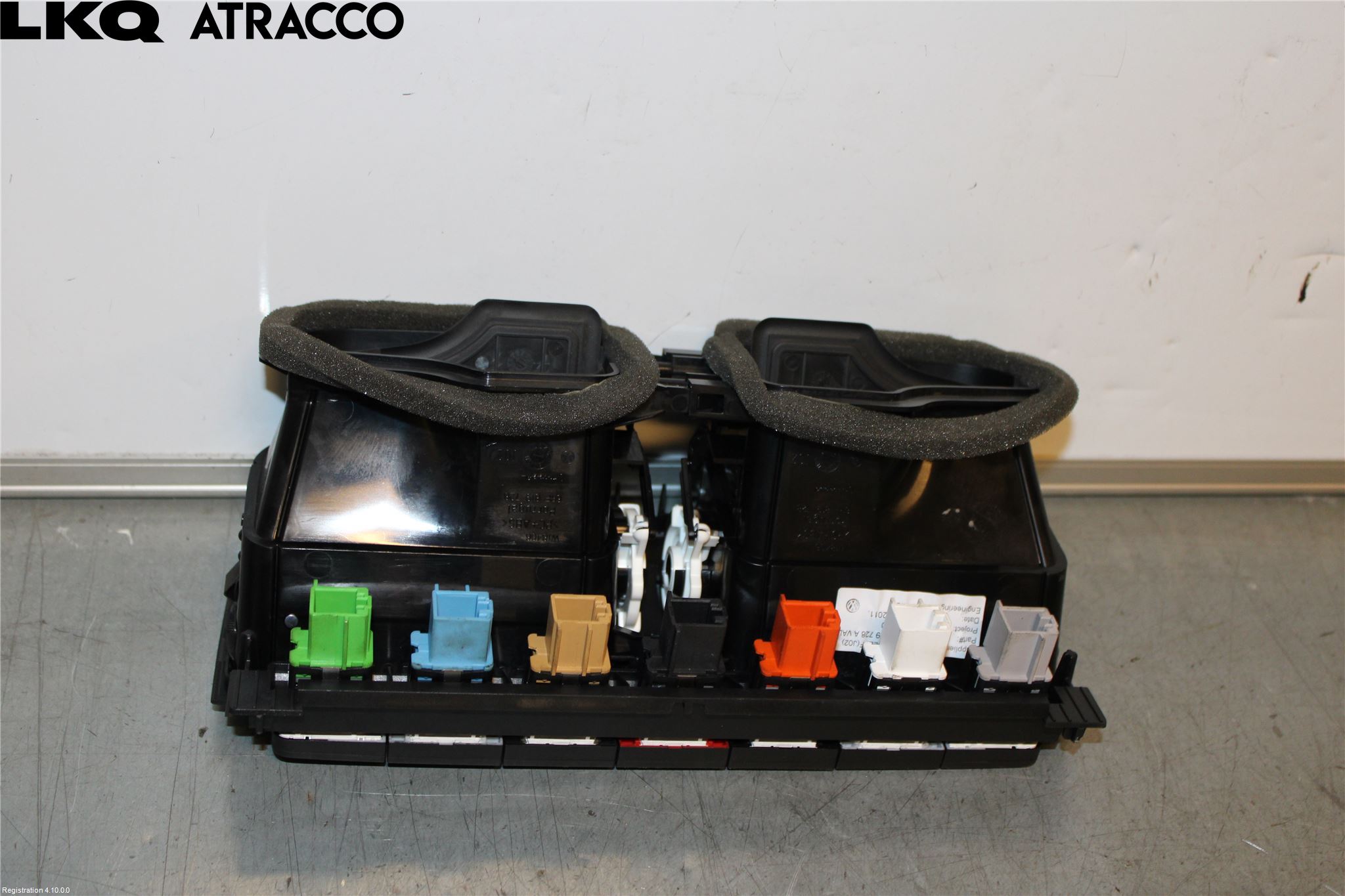 Volkswagen VW POLO 10-17 Bryter Varsel (Nødblink)