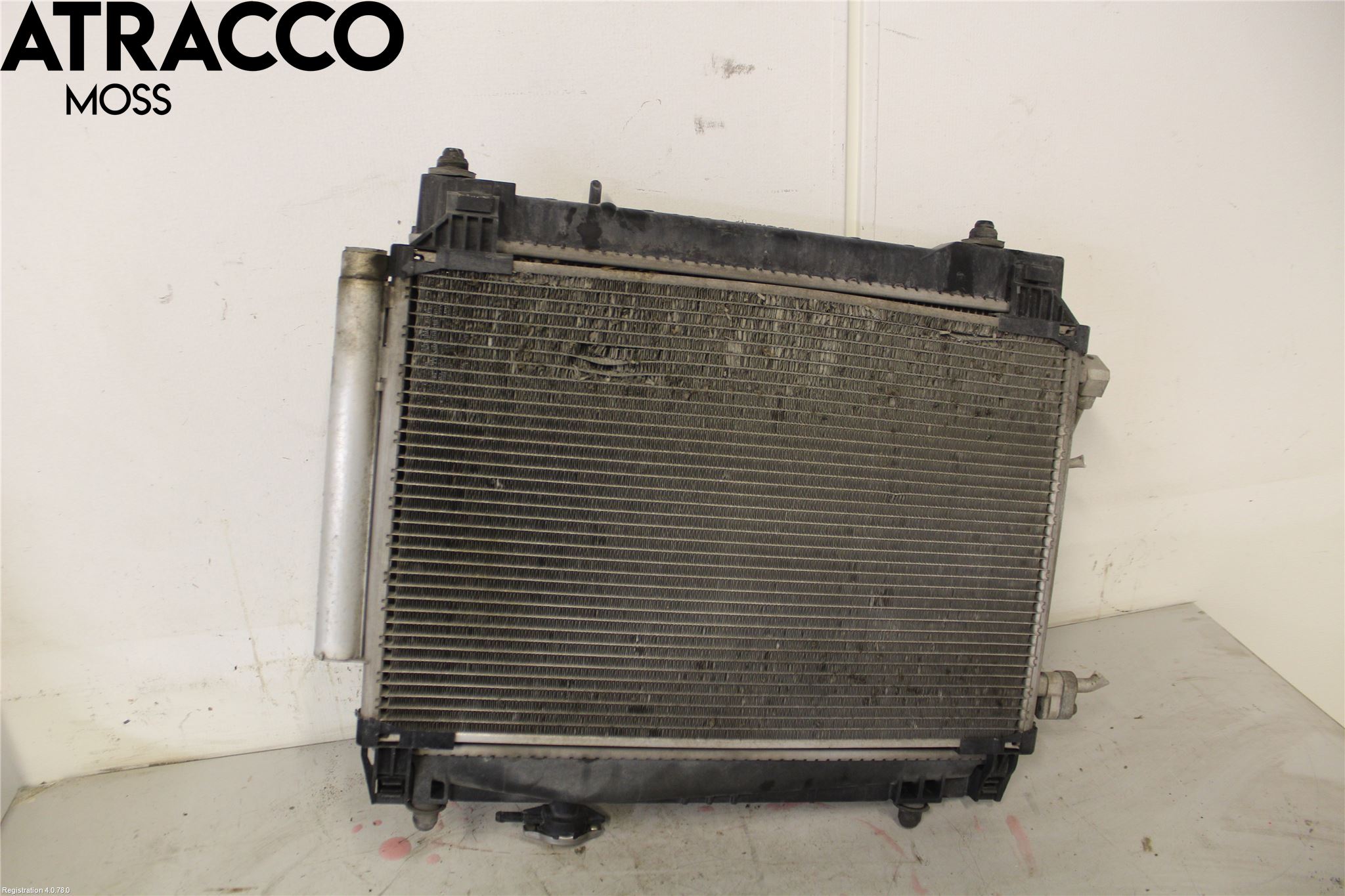 Toyota YARIS XP130 12-14 Radiator Manuell