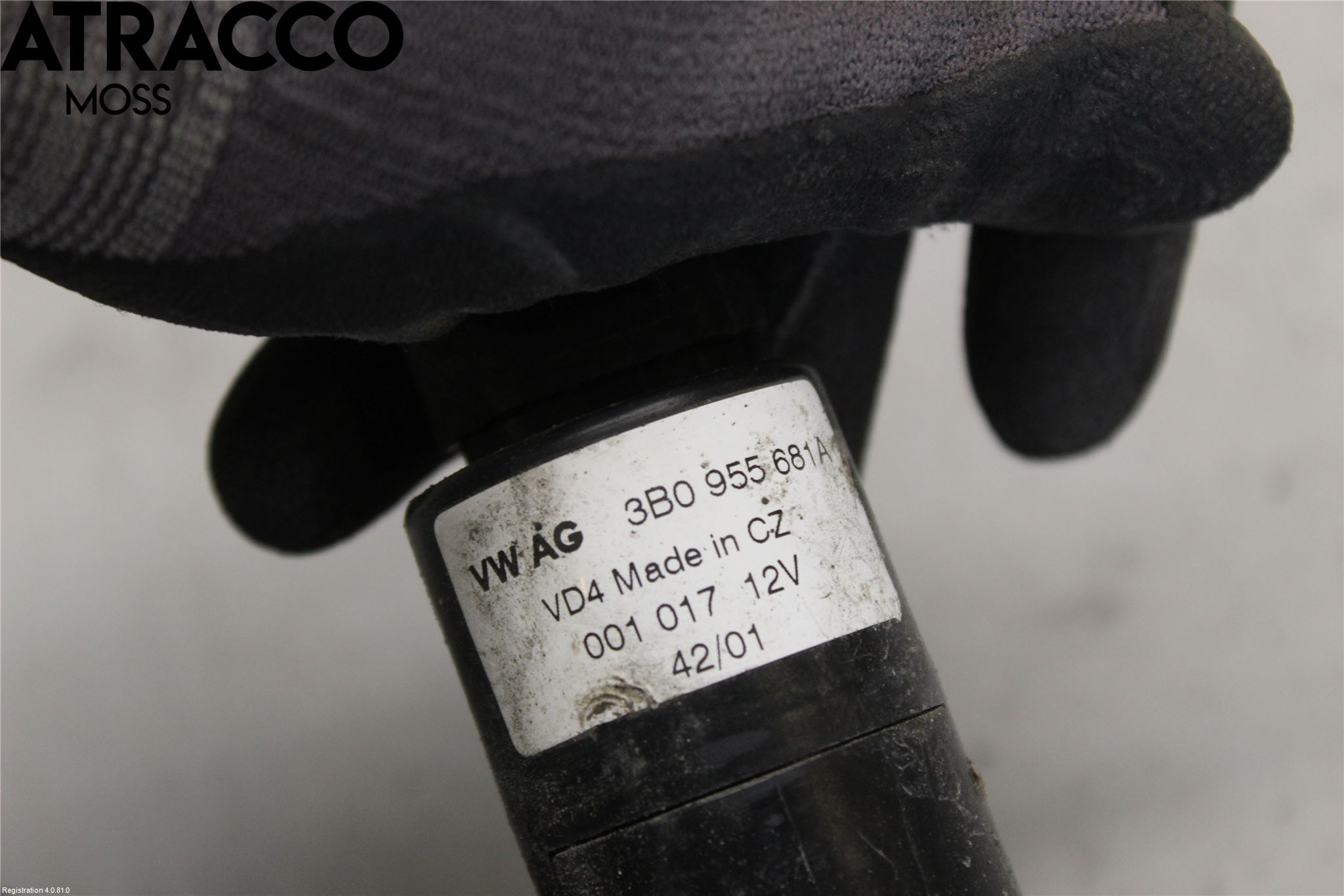 Audi A6/S6     97-05 Spylerpumpe Frontrute