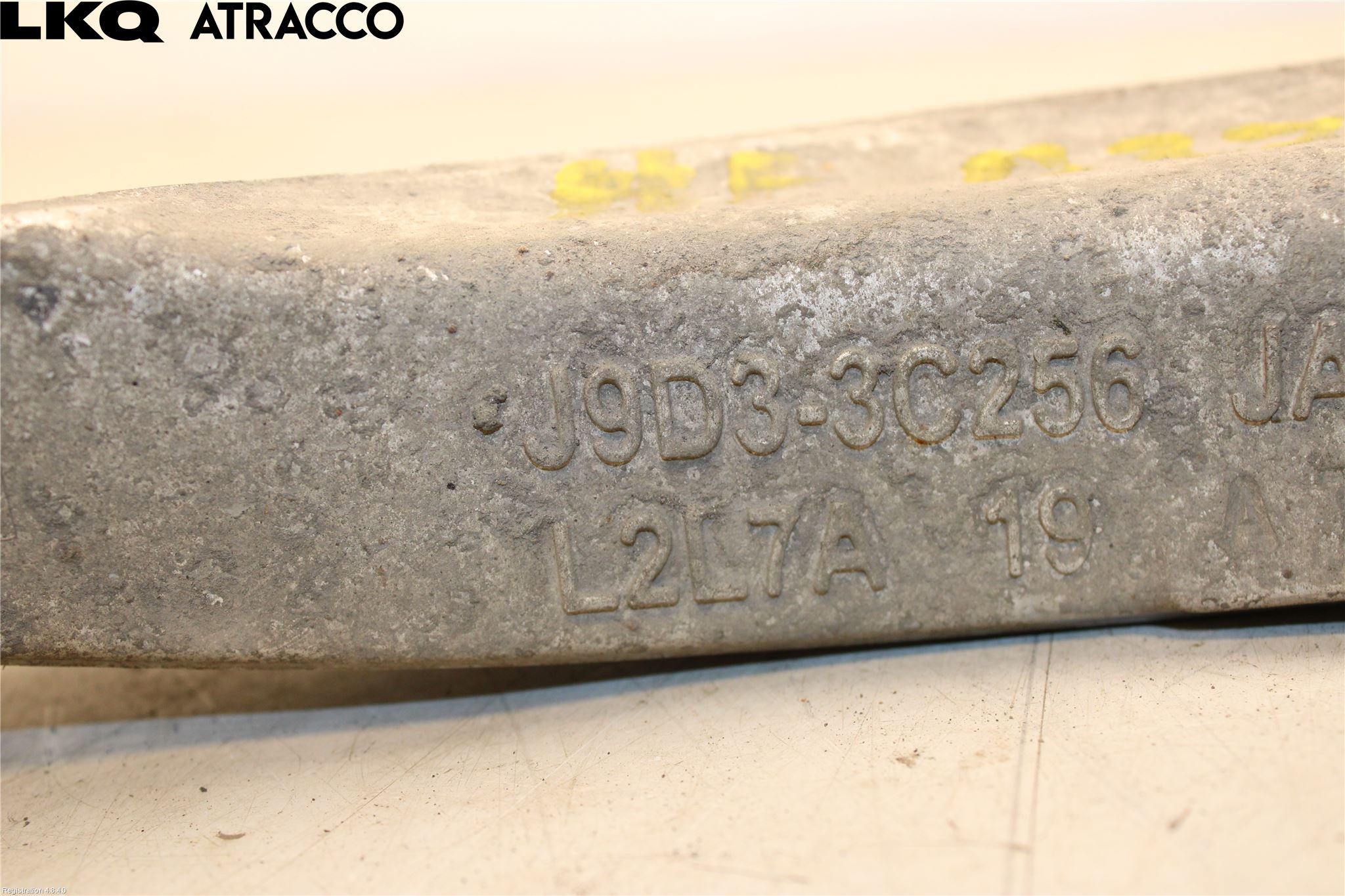 Jaguar I-PACE 18- Bærearm Foran Høyre Nedre