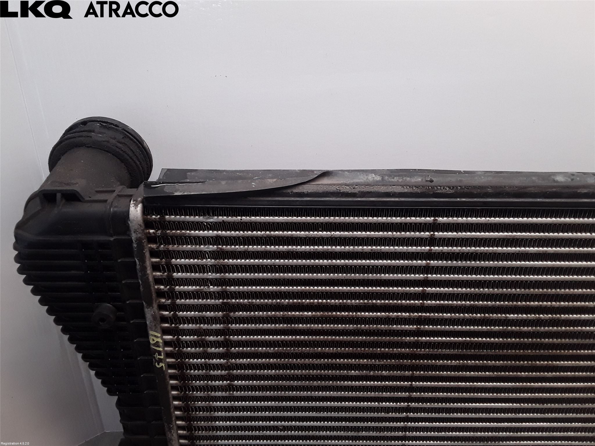 Volkswagen VW TOURAN 03-10 Radiator Automat