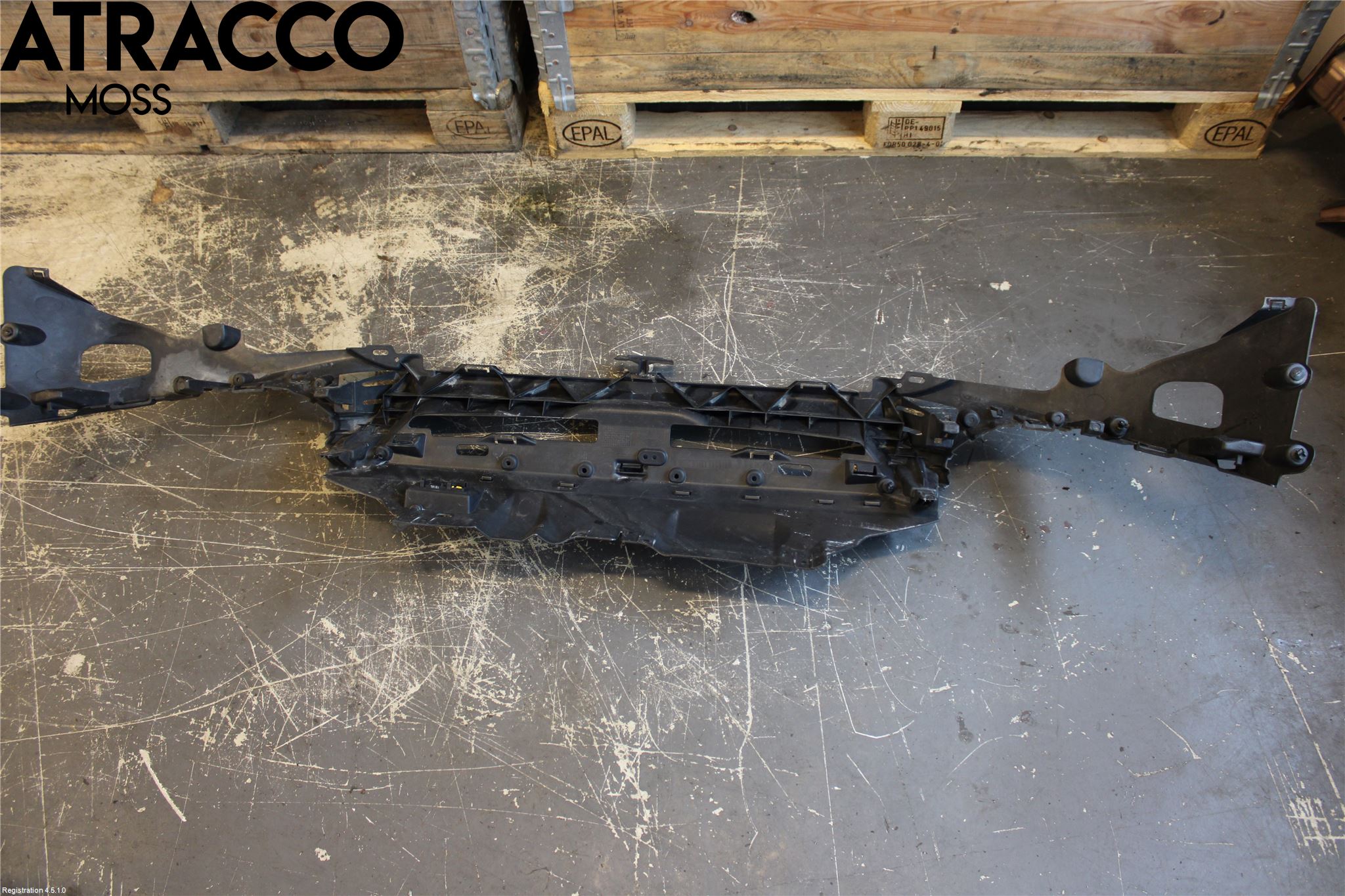 Ford FOCUS 11-14 Støtfanger Foran Plastdeksel