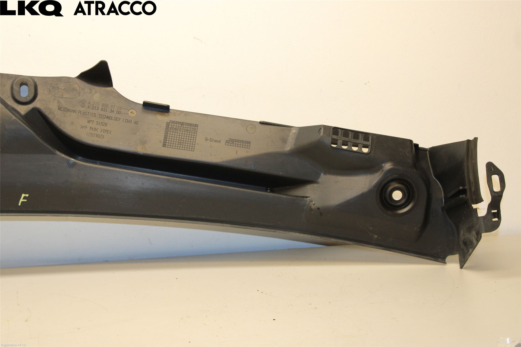 Mercedes-Benz MB E-KLASS (W213) 16-23 Visker Deksel-Grill-Under Frr