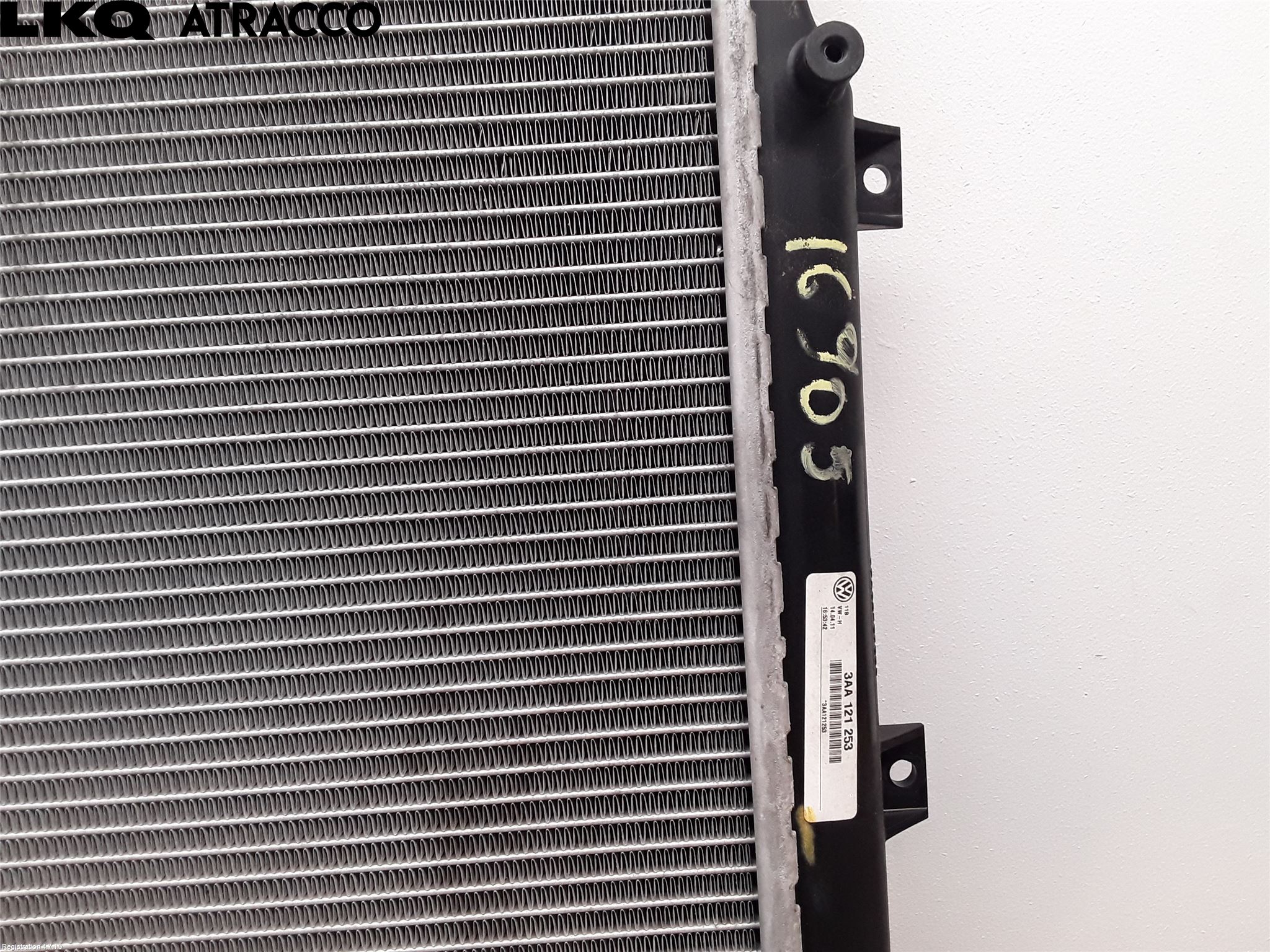 Volkswagen VW PASSAT 11-14 Radiator Manuell