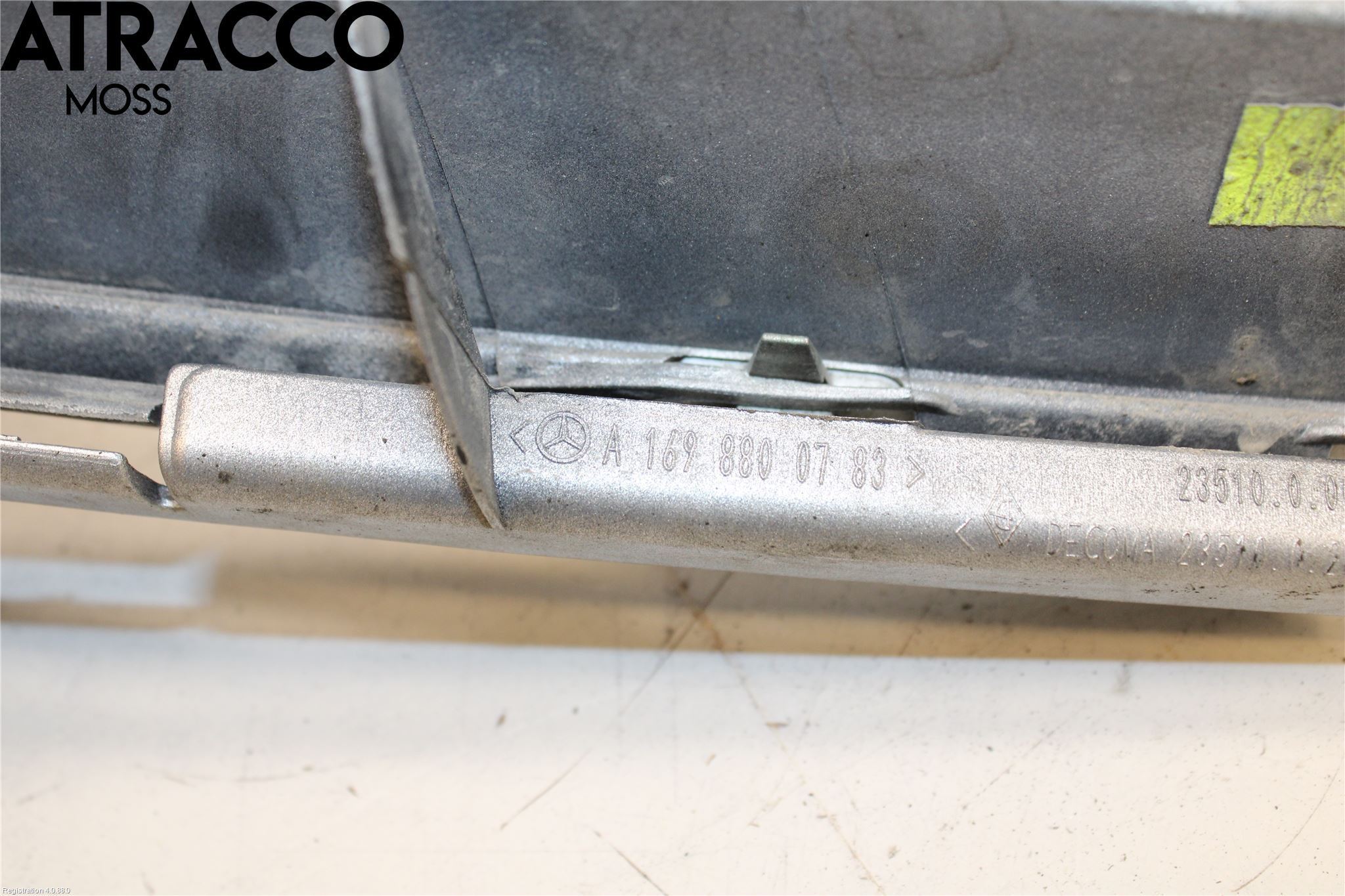Mercedes-Benz MB B-KLASS (W245) 05-12 Grill Komplett