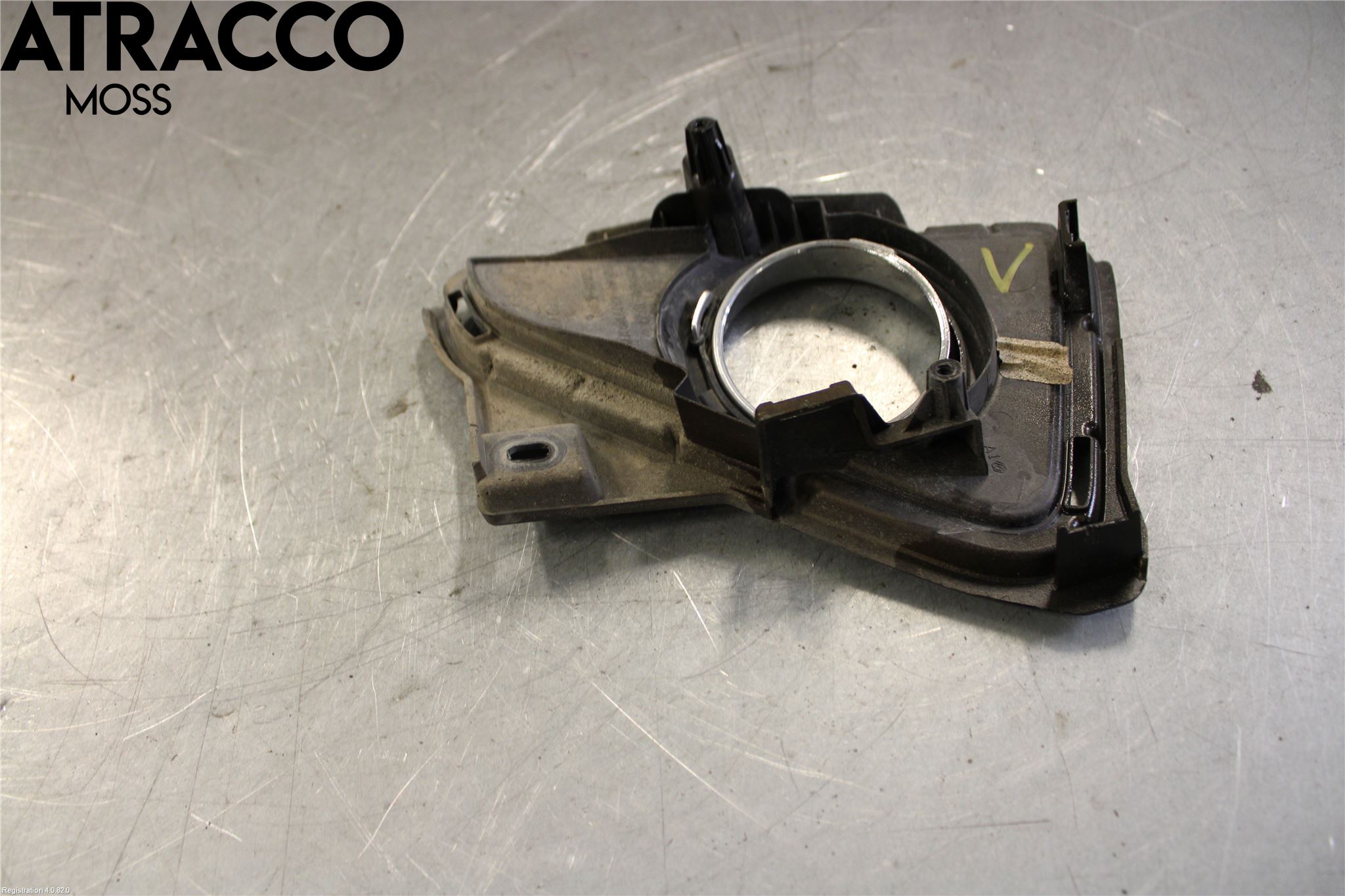 Toyota RAV4 13-18 Frontlykt Kurve-Tåkelys Ramme