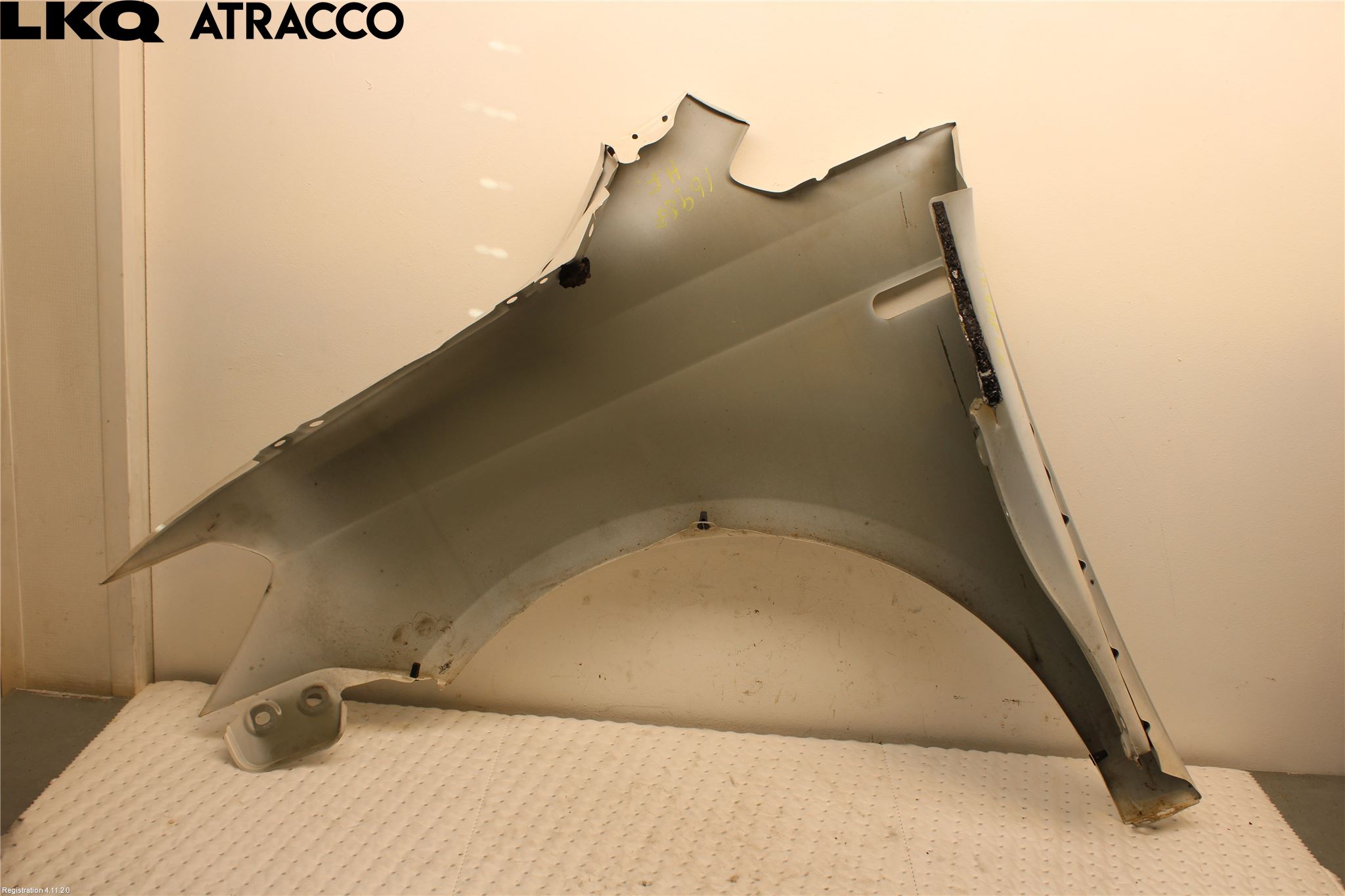 Volkswagen VW CADDY 11-15 Skjerm Foran Høyre