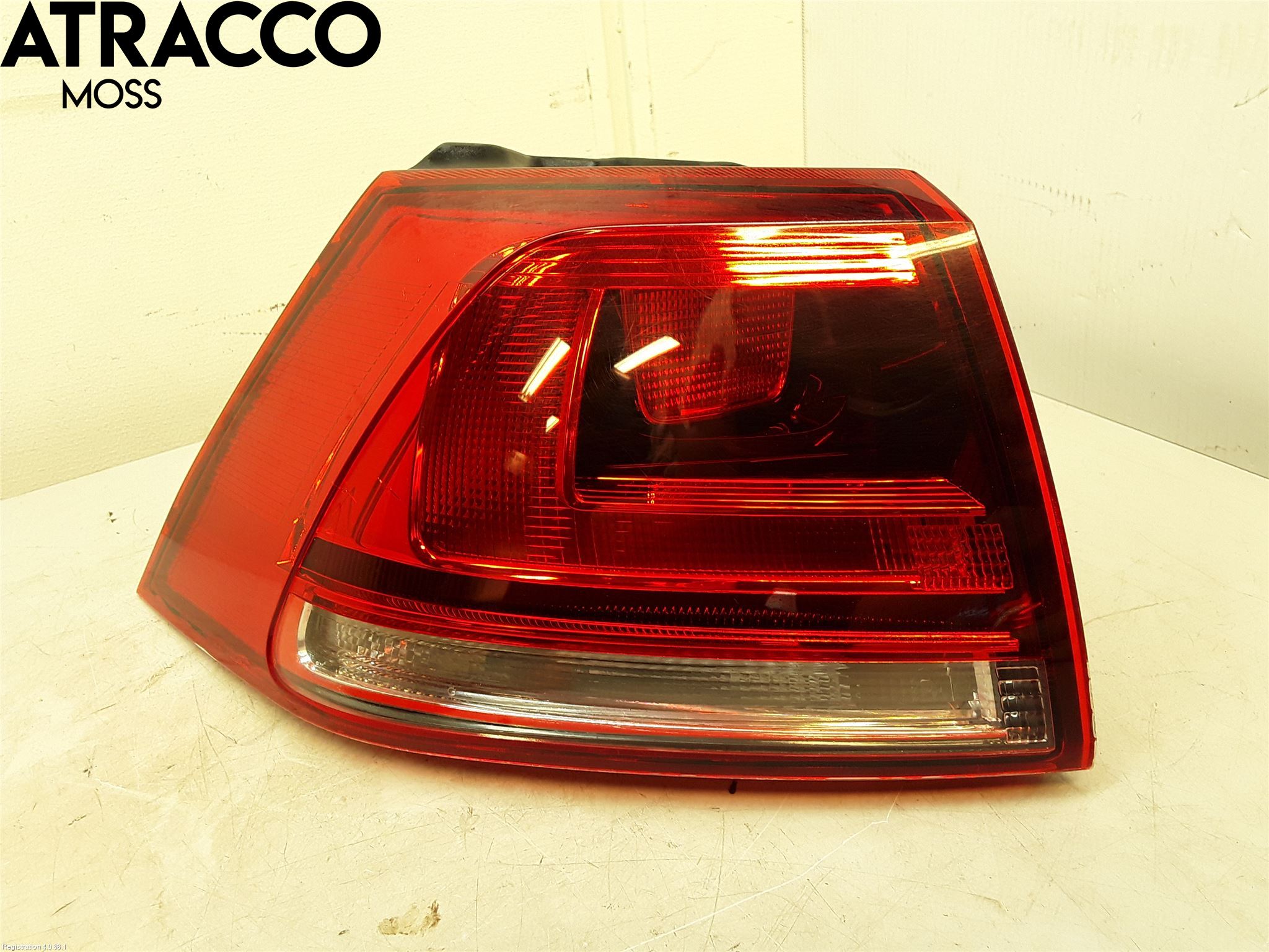 Volkswagen VW GOLF / E-GOLF VII 13-20 Baklykt Venstre