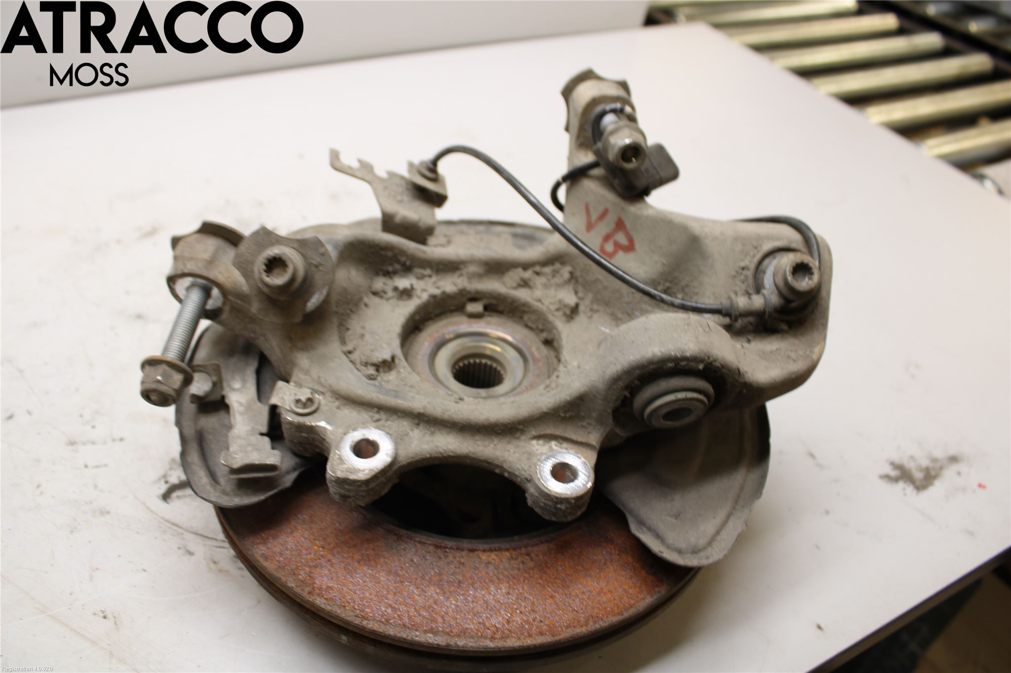 Mercedes-Benz MB E-KLASS (W213) 16-23 Spindel Vb