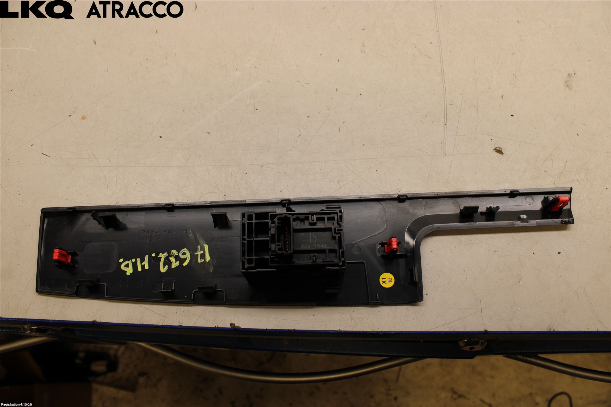 Toyota bZ4X EA10 22- Bryter Vindusheis