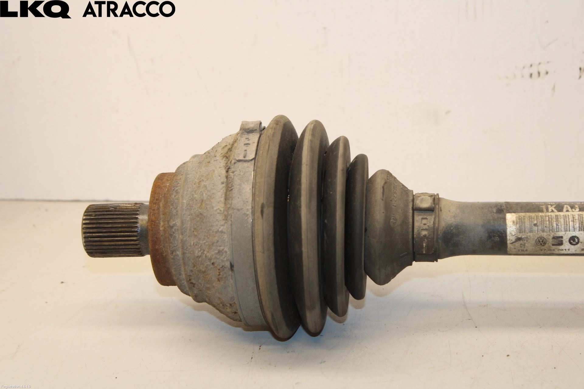 Skoda SUPERB 09-15 Drivaksel Foran Kompl Venstre