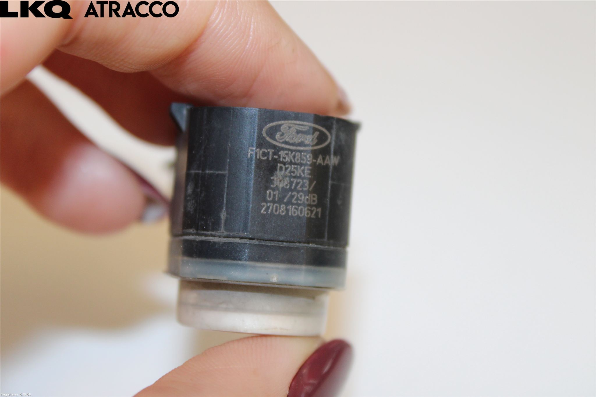 Ford MONDEO 15-22 Sensor Parkering Front