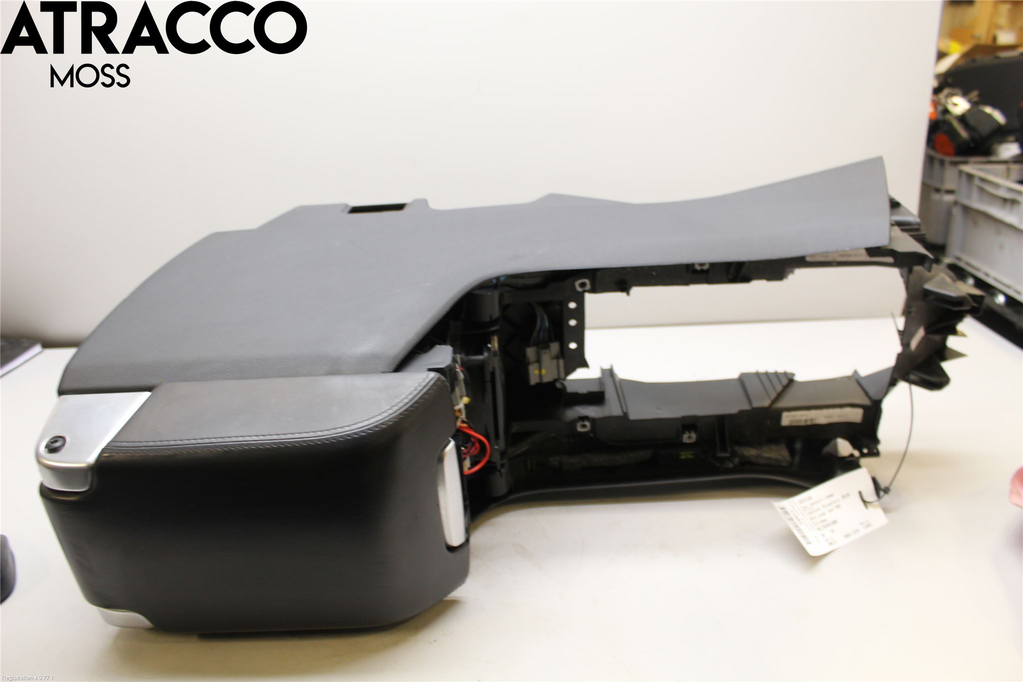 Landrover LAND ROVER DISCOVERY 4 10-16 Innr Konsoll-Lomme