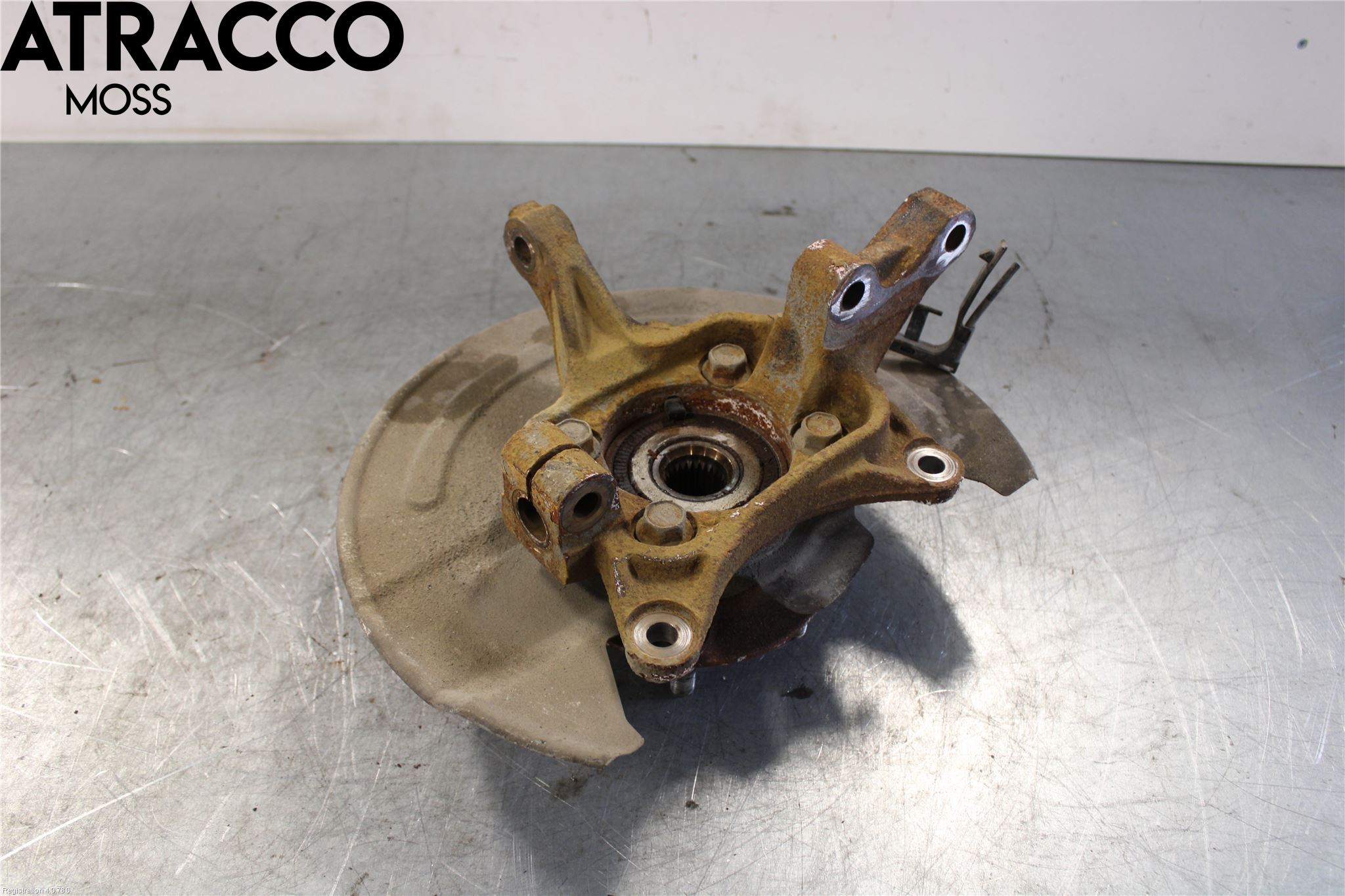 Mitsubishi OUTLANDER 13-21 Spindel Vf