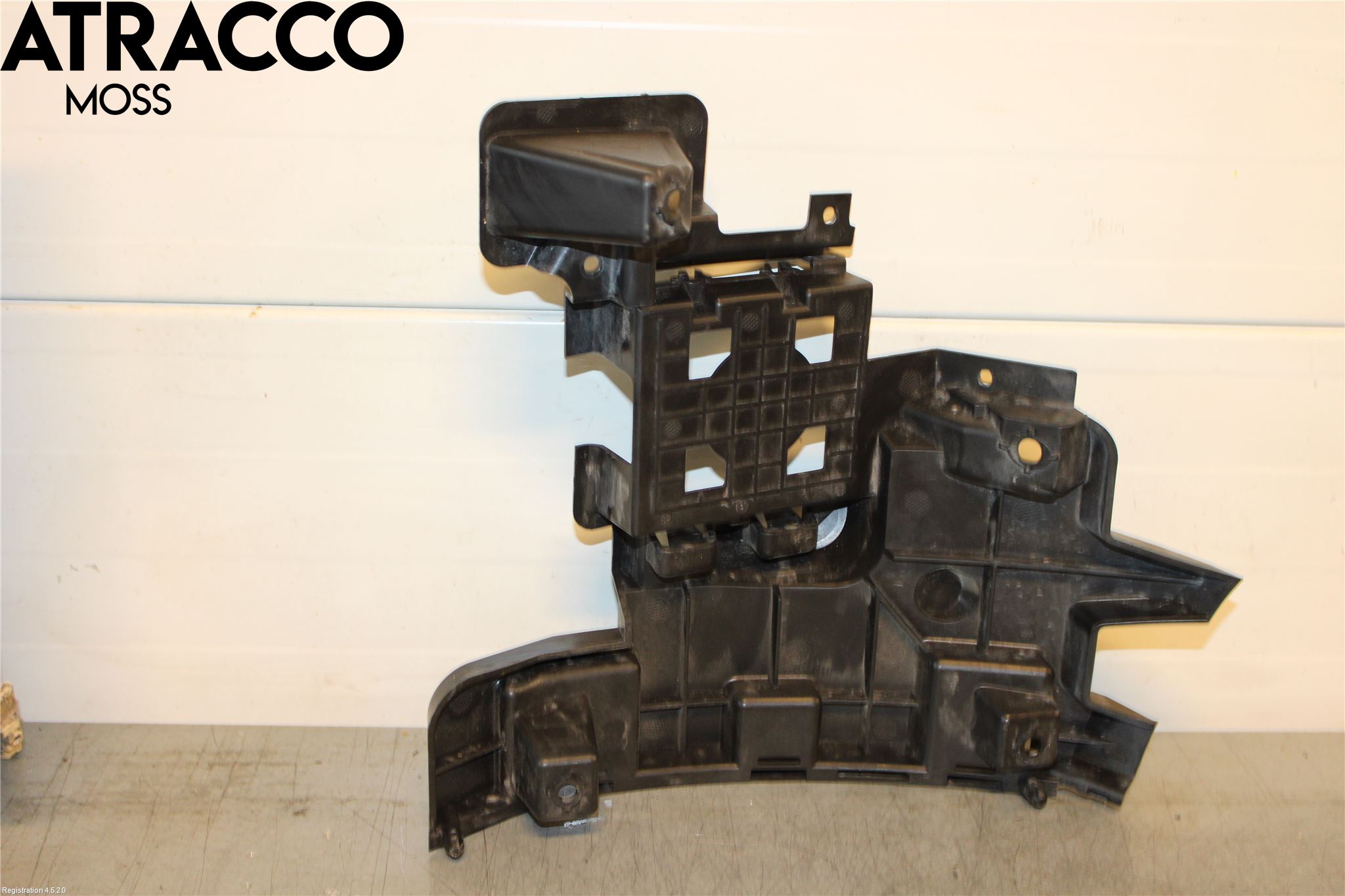 Volvo S60 14-18 Støtfanger Bak Feste