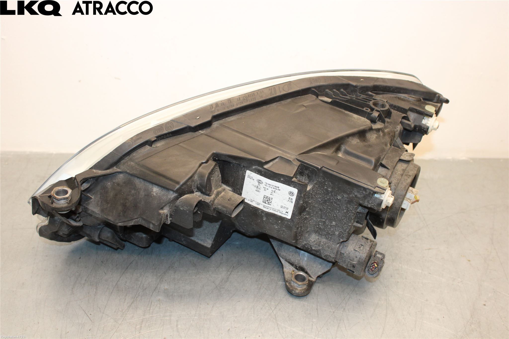 Volkswagen VW UP! / E-UP! Frontlykt Høyre