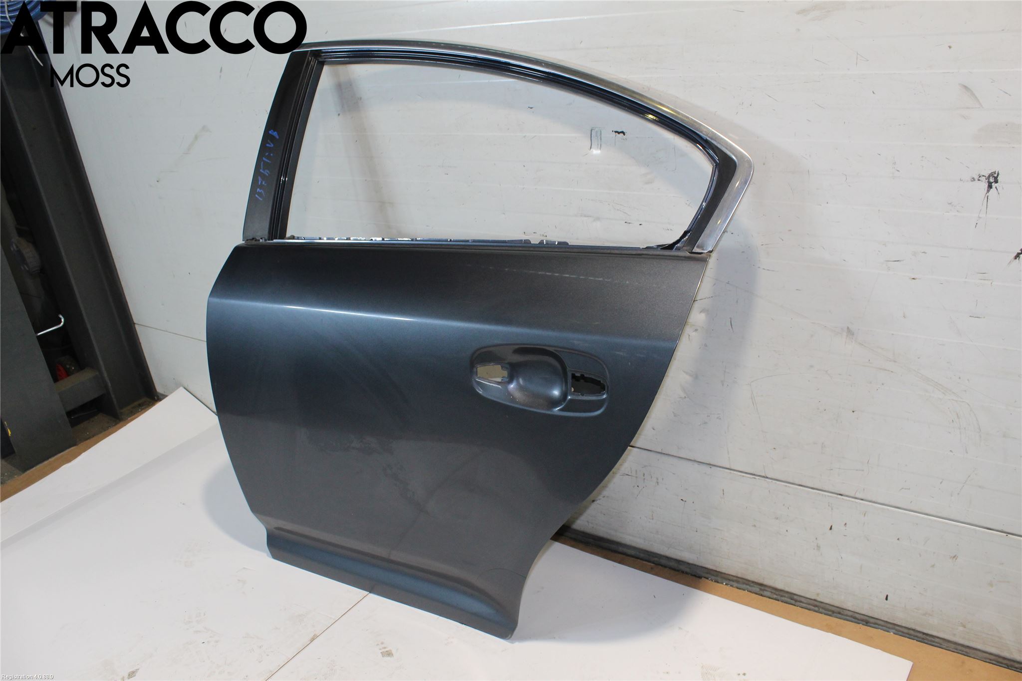 Toyota AVENSIS 09-15 Dør 4D Bak Venstre